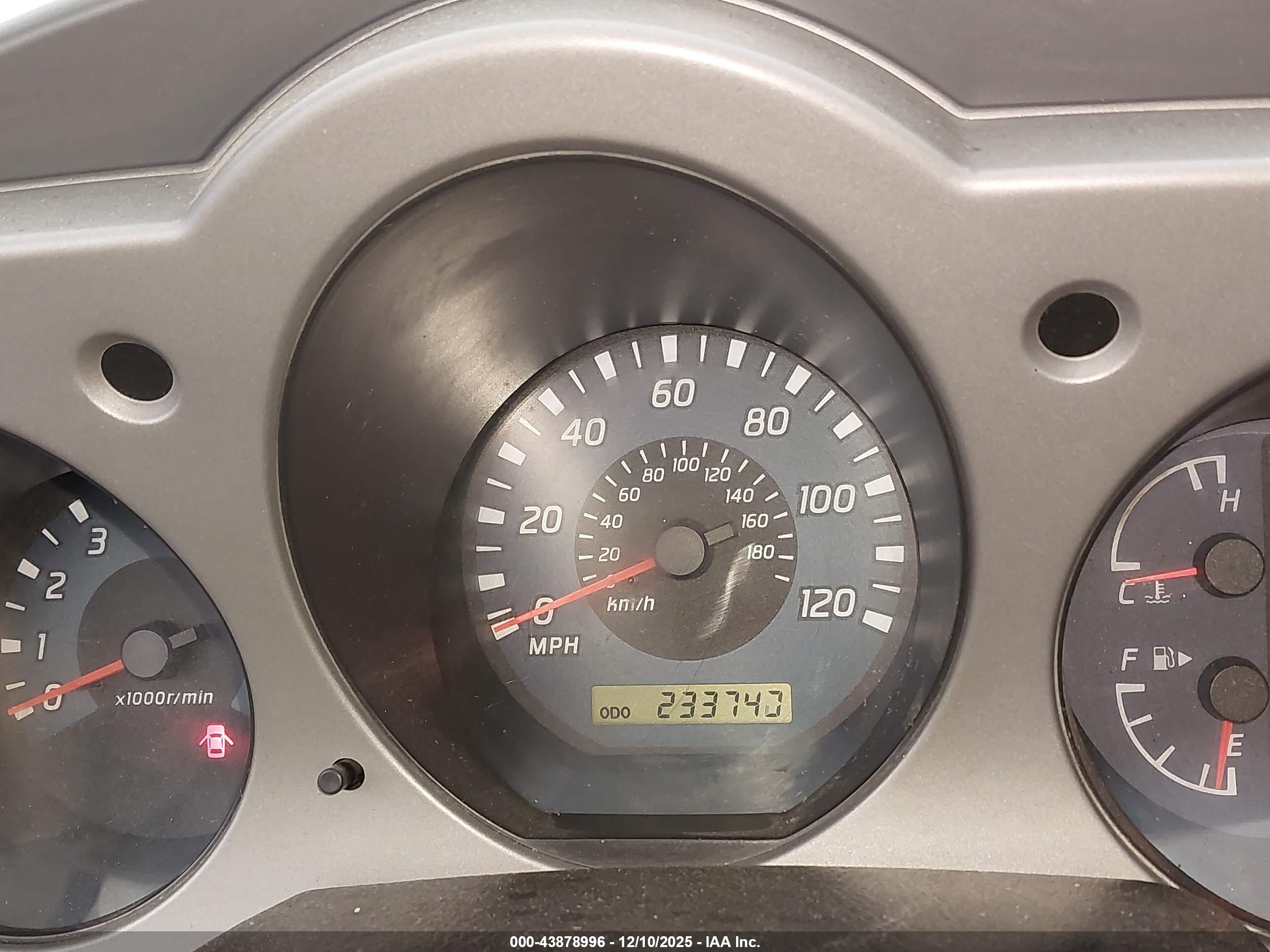 NISSAN XTERRA image 7