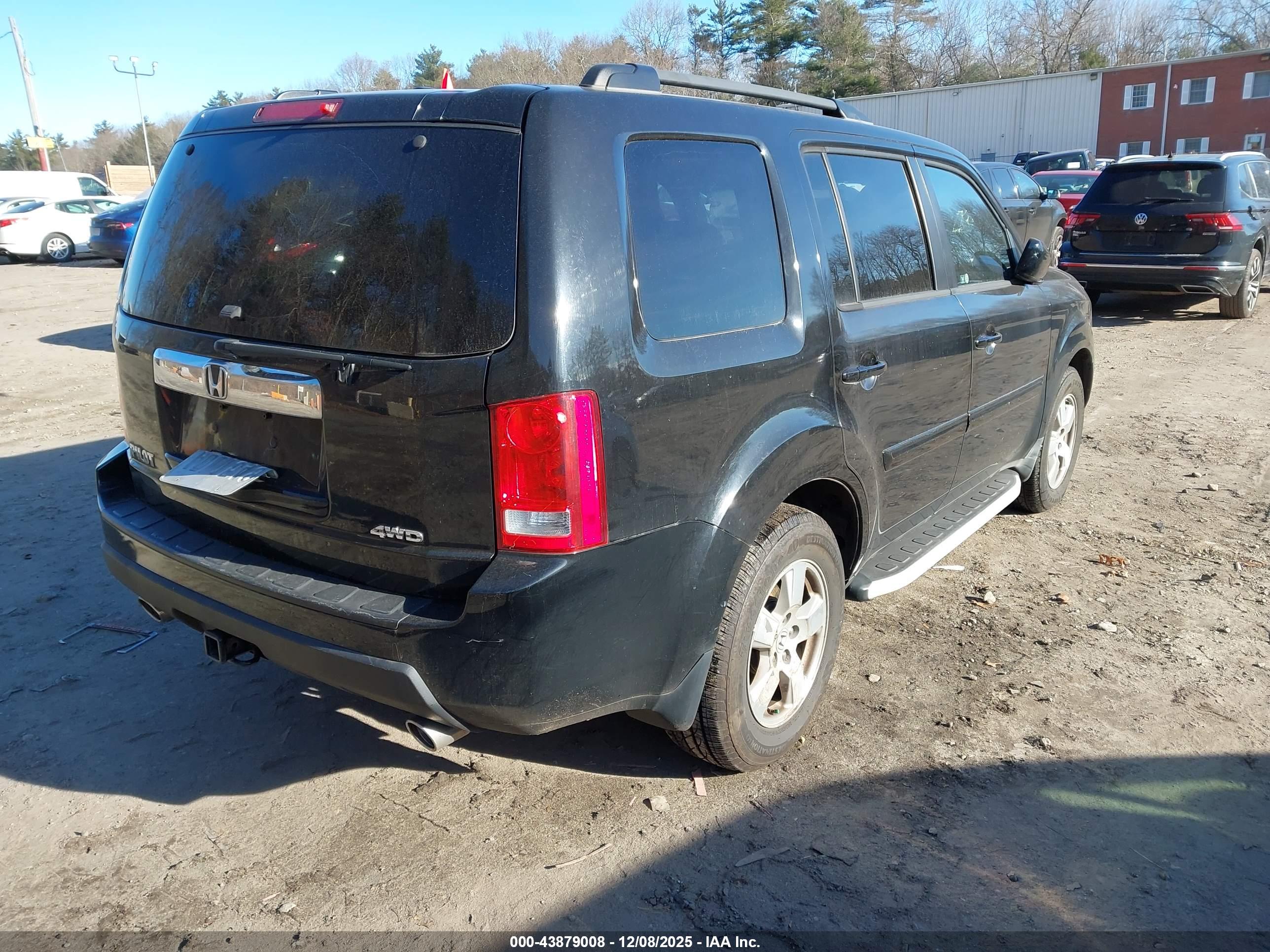 HONDA PILOT image 4