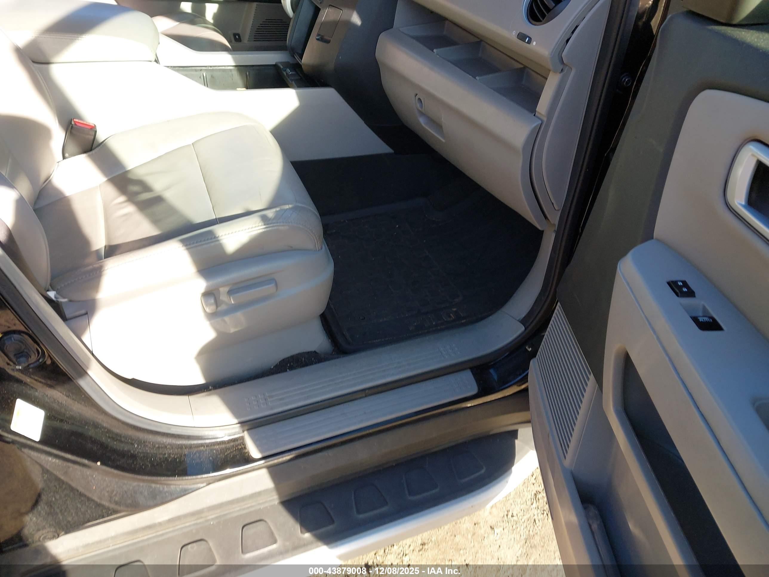 HONDA PILOT image 5