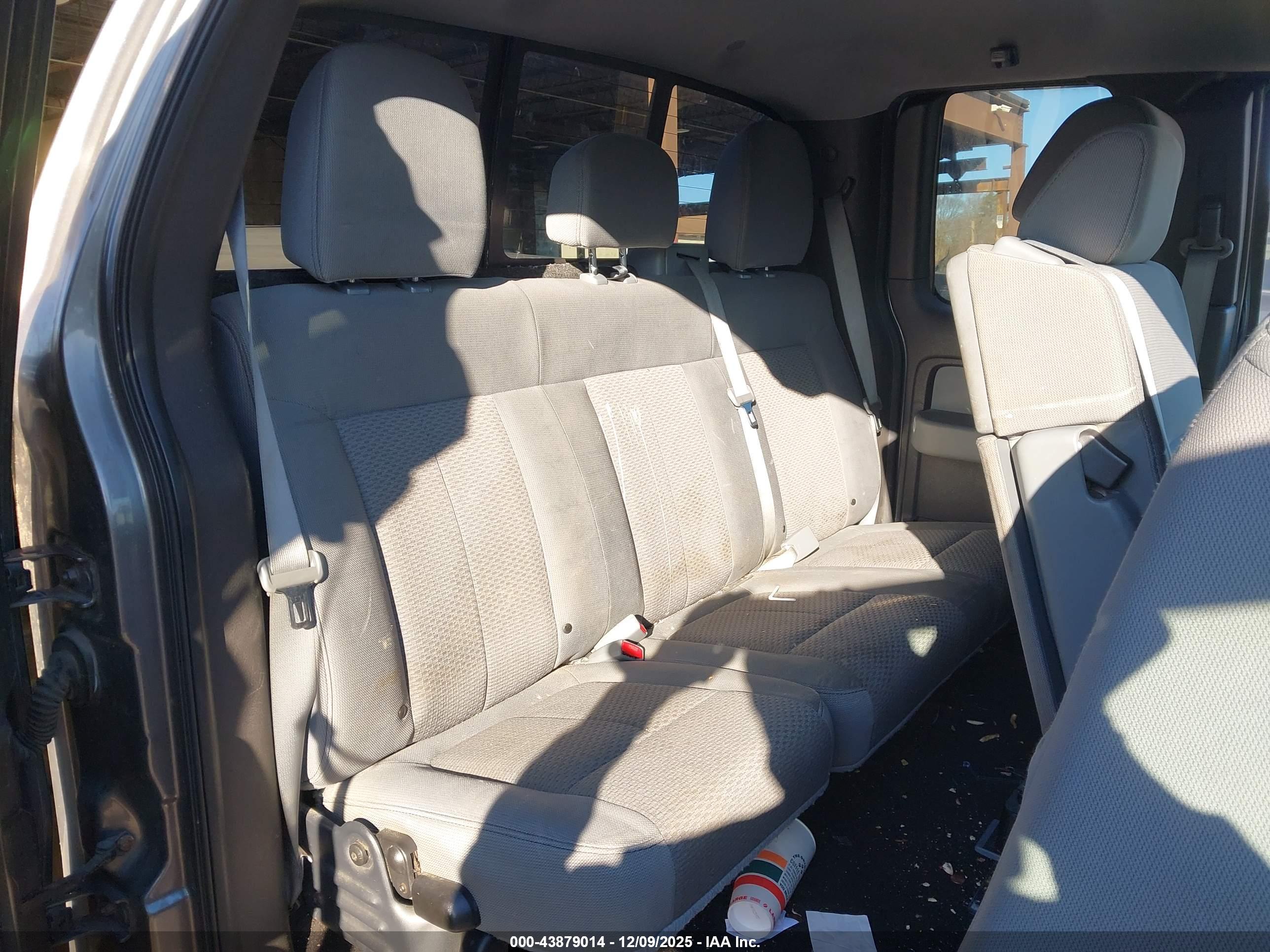 FORD F-150 image 8