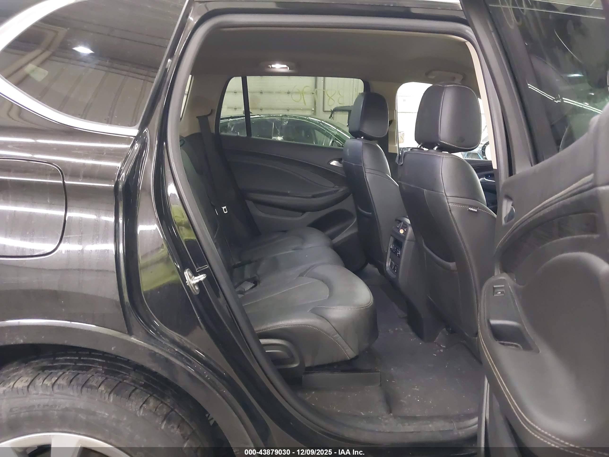 BUICK ENVISION image 8
