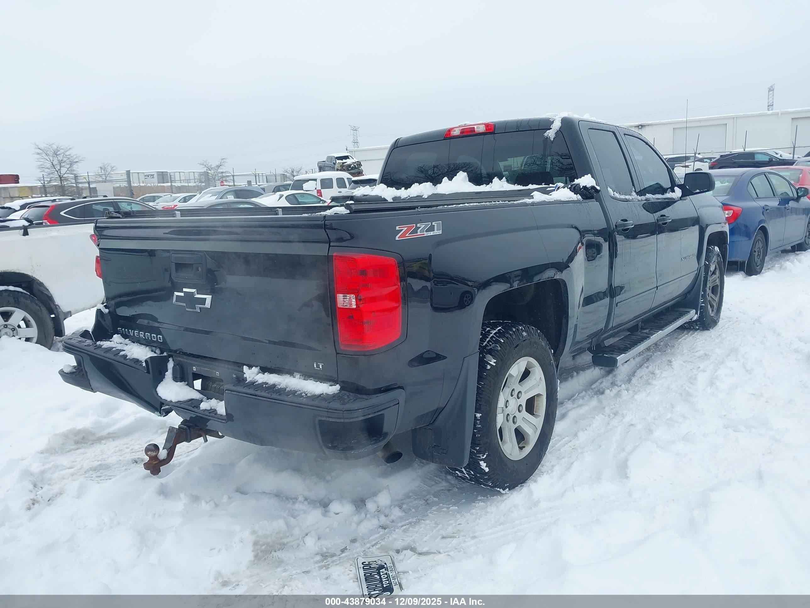 CHEVROLET SILVERADO image 4