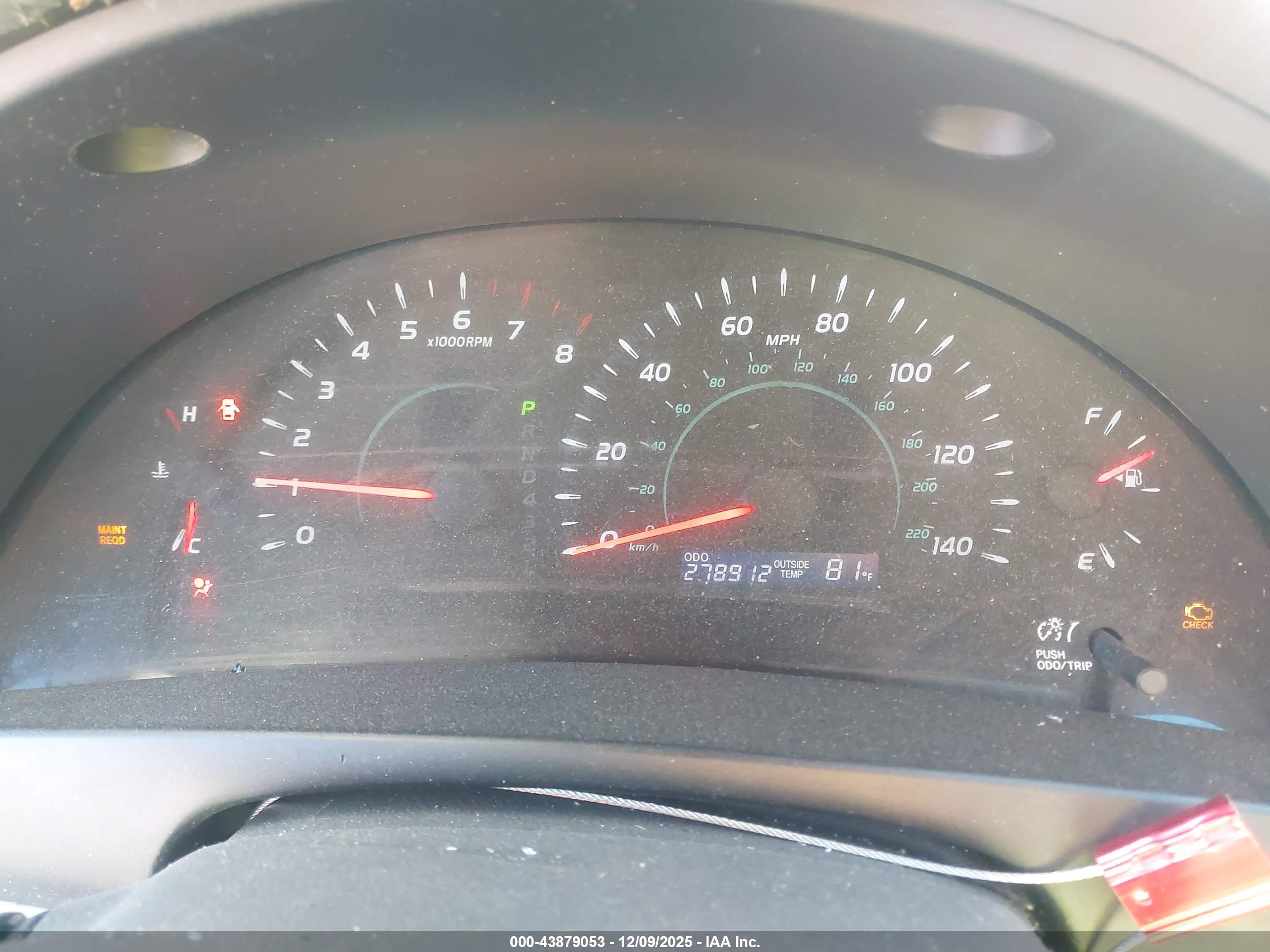 TOYOTA CAMRY image 7