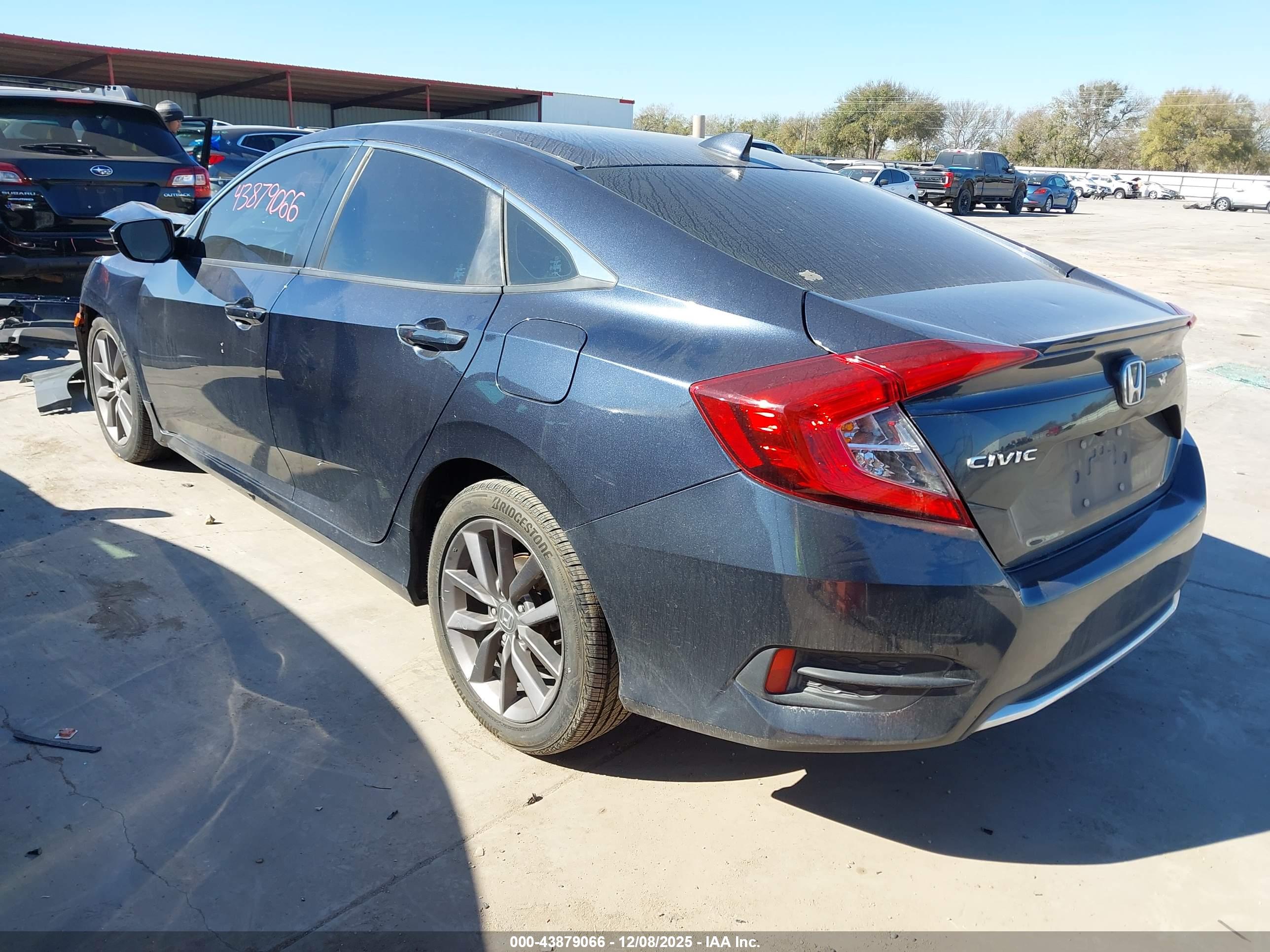 HONDA CIVIC image 3
