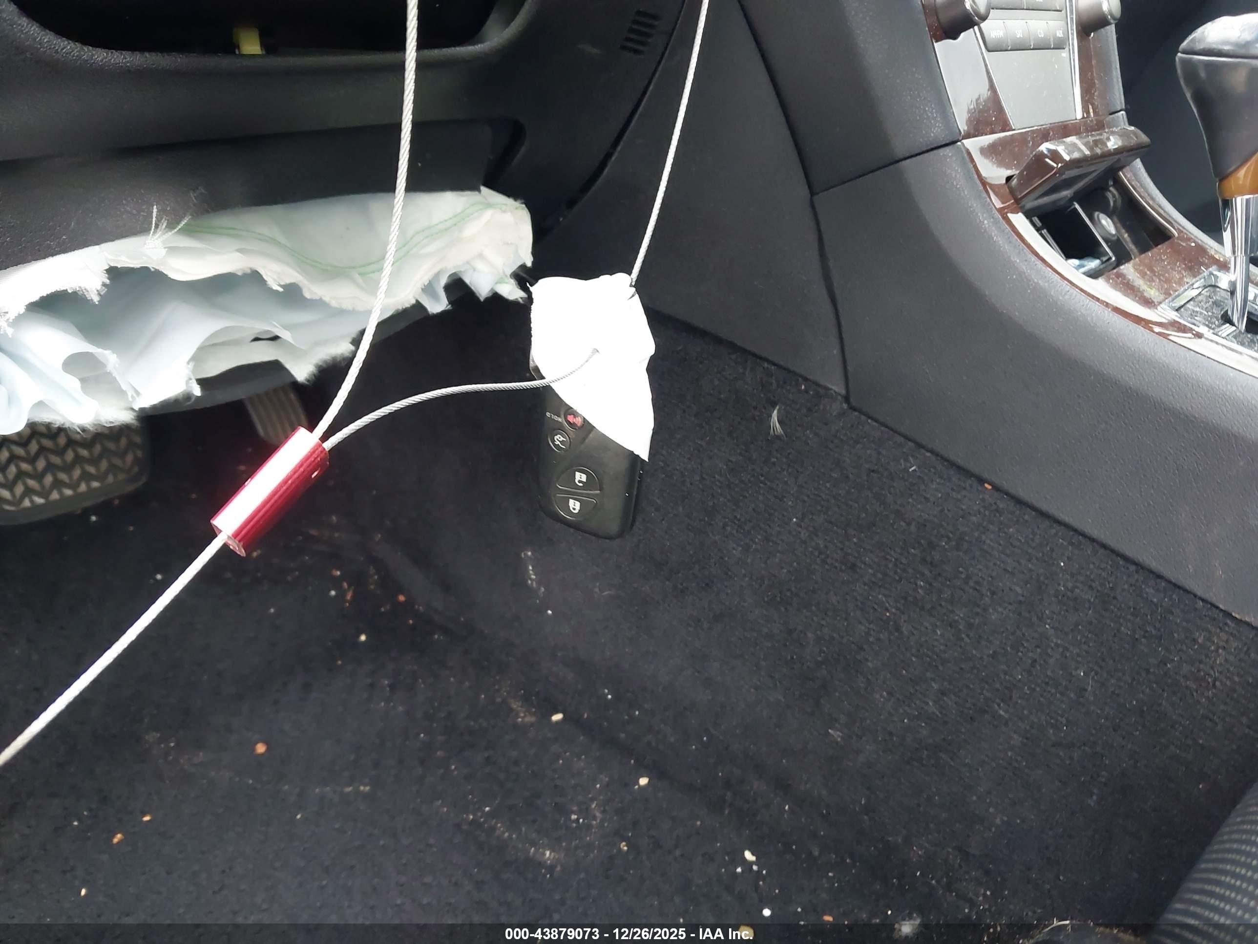 LEXUS ES image 11