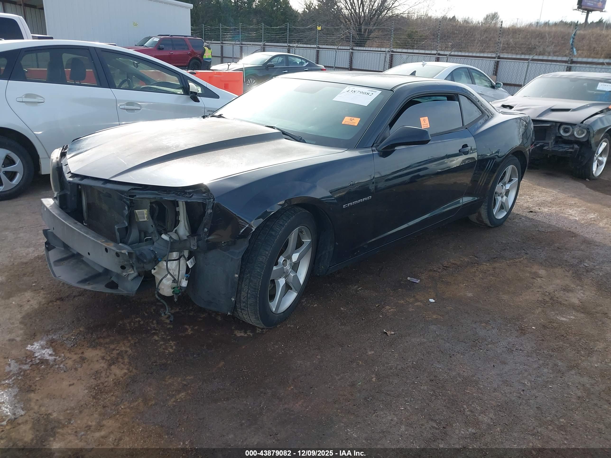 CHEVROLET CAMARO image 2