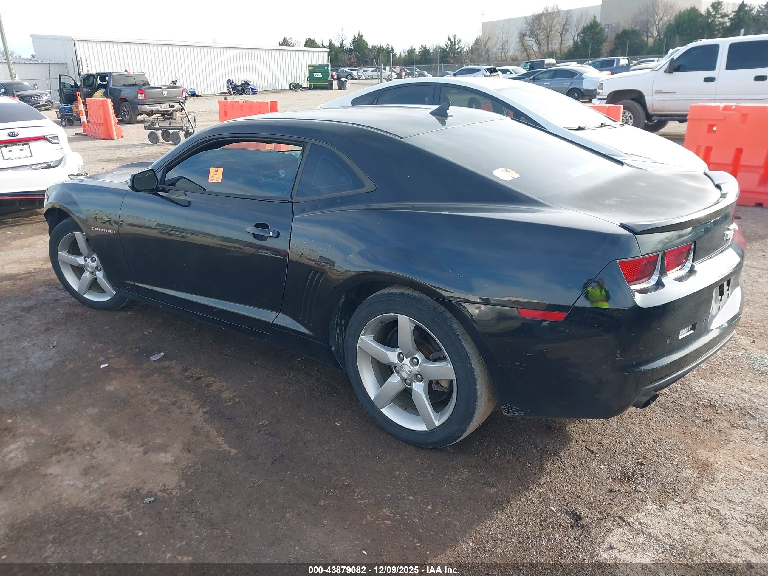 CHEVROLET CAMARO image 3
