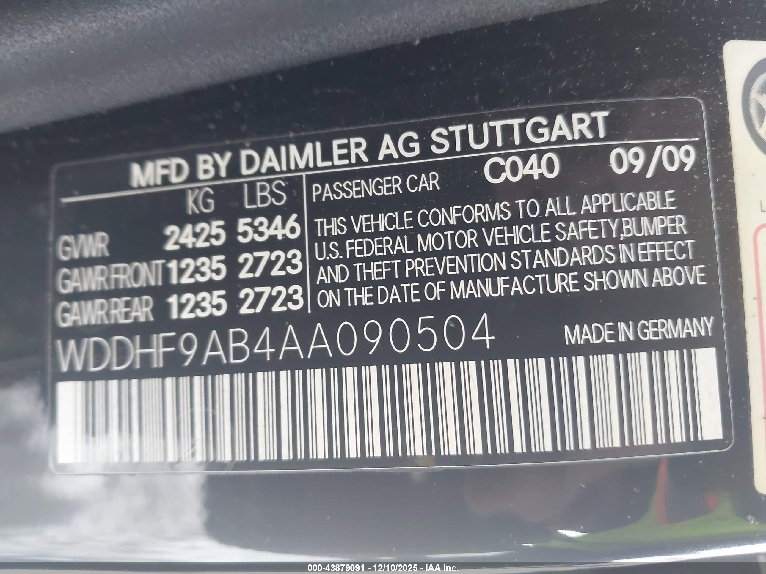 MERCEDES-BENZ E image 9