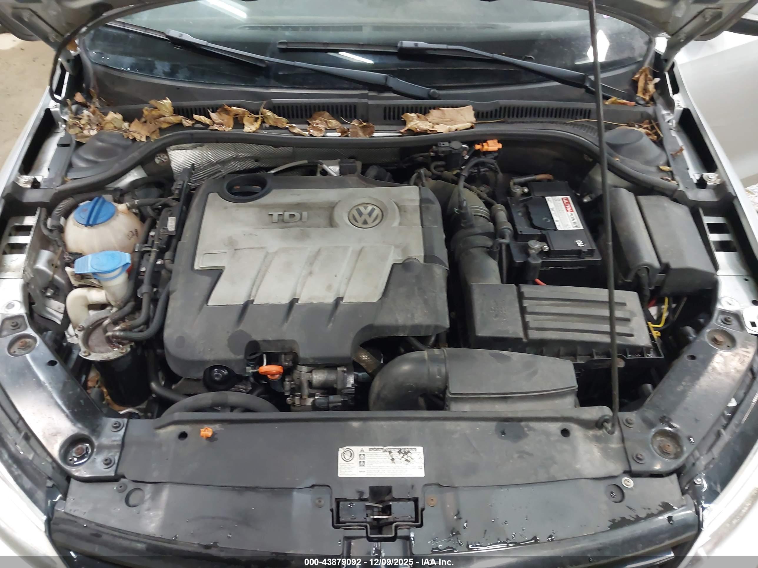 VOLKSWAGEN JETTA image 10