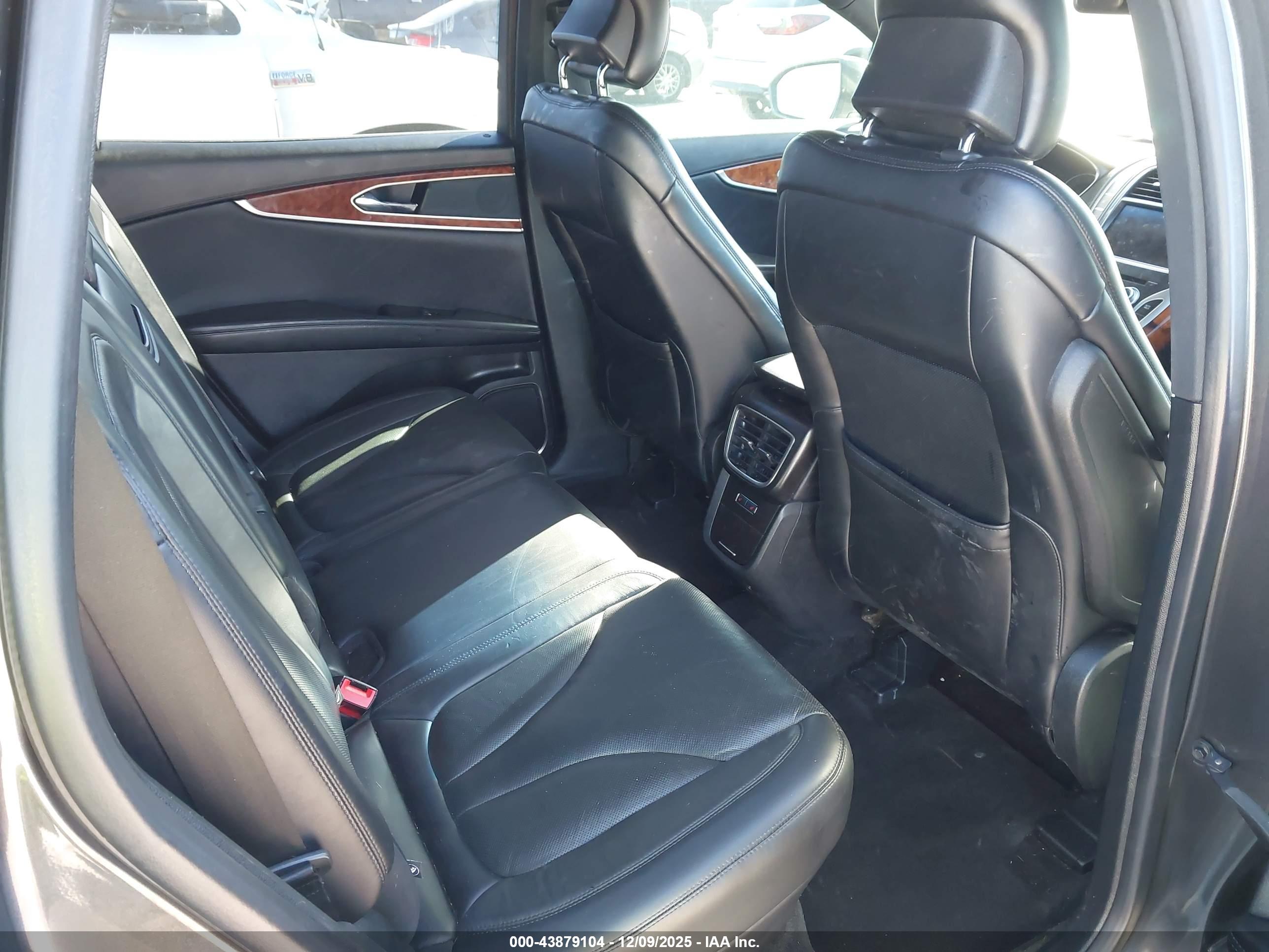 LINCOLN MKX image 8