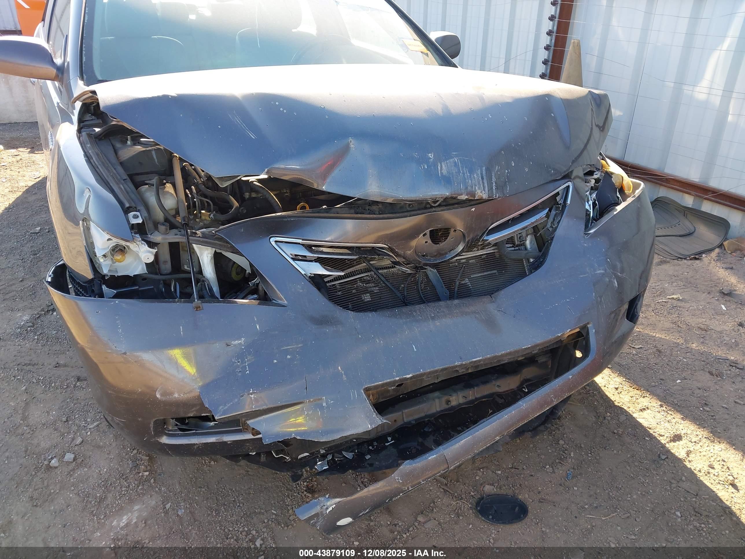 TOYOTA CAMRY image 6