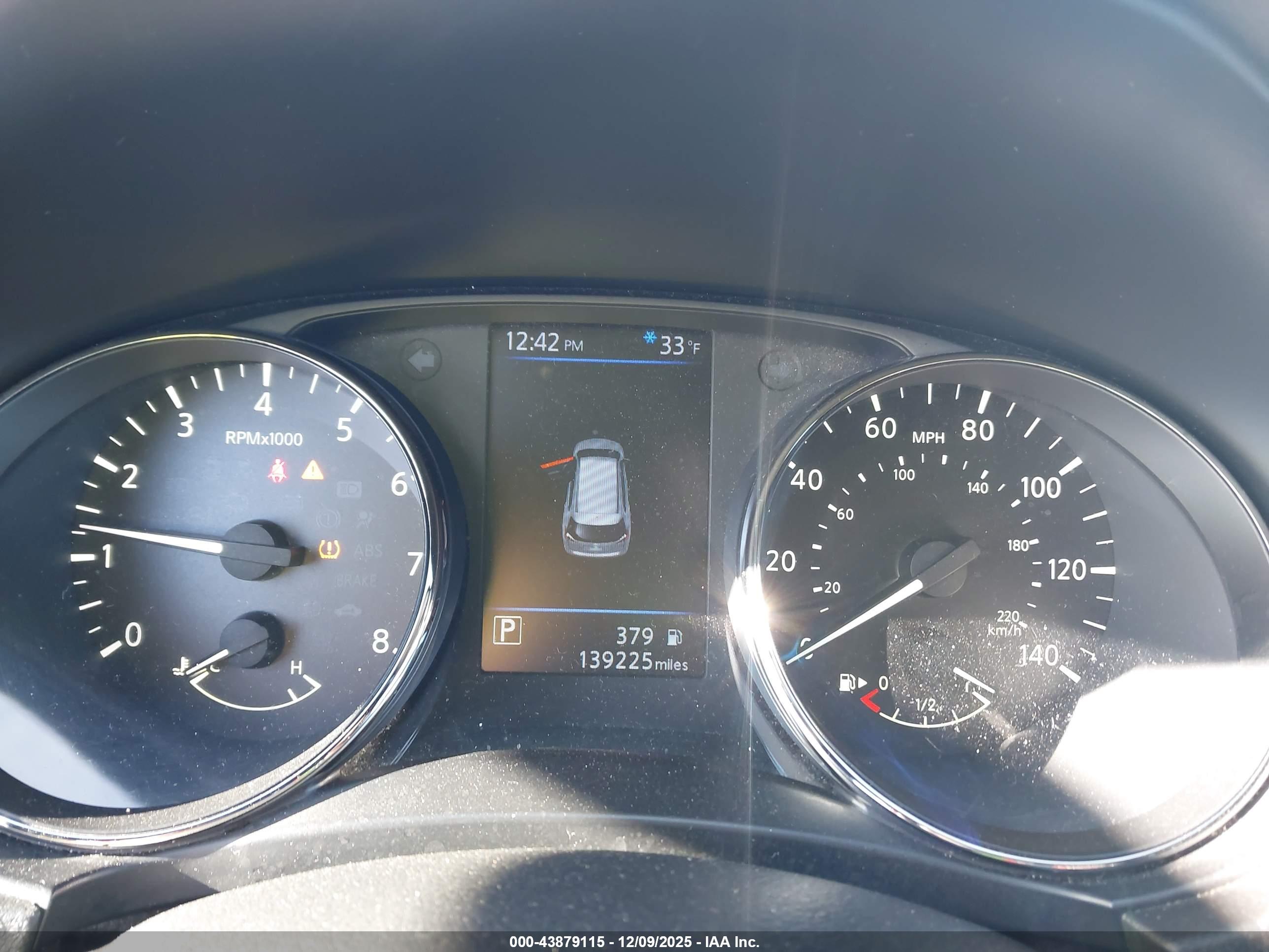 NISSAN ROGUE image 7