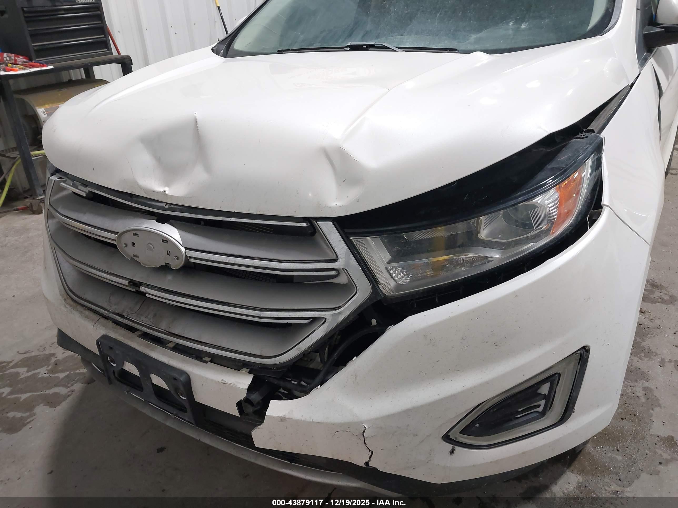 FORD EDGE image 6
