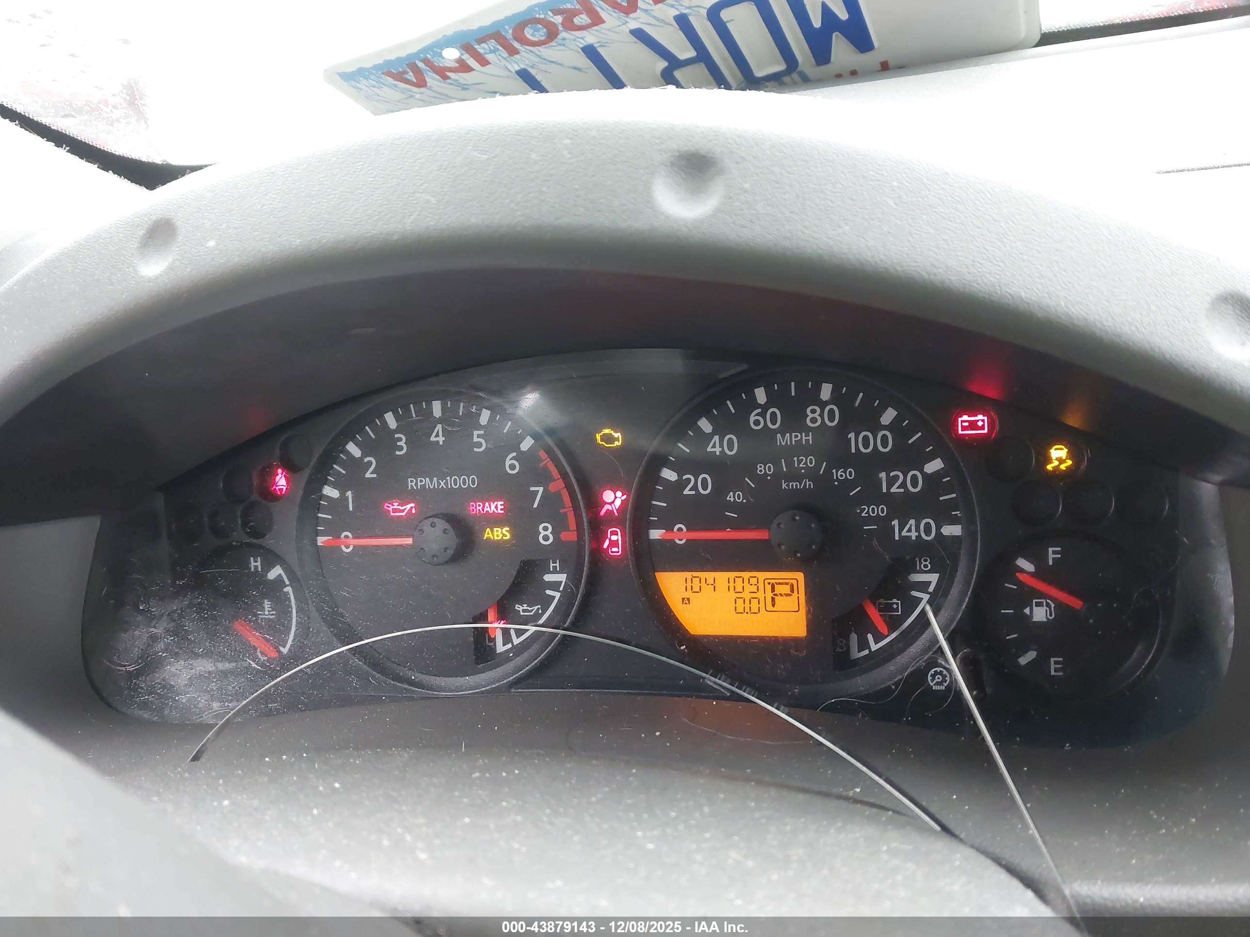 NISSAN FRONTIER image 7