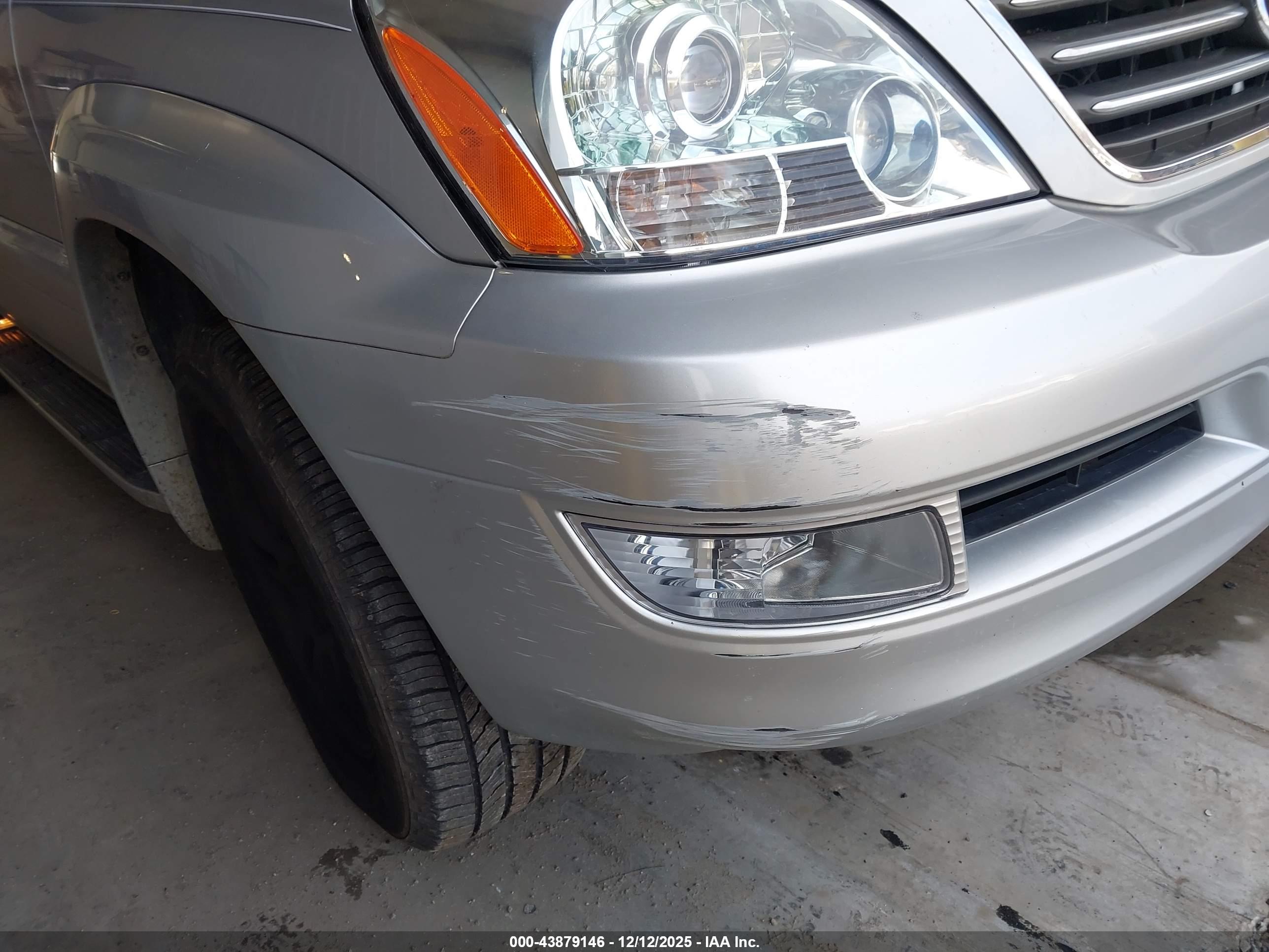 LEXUS GX image 6