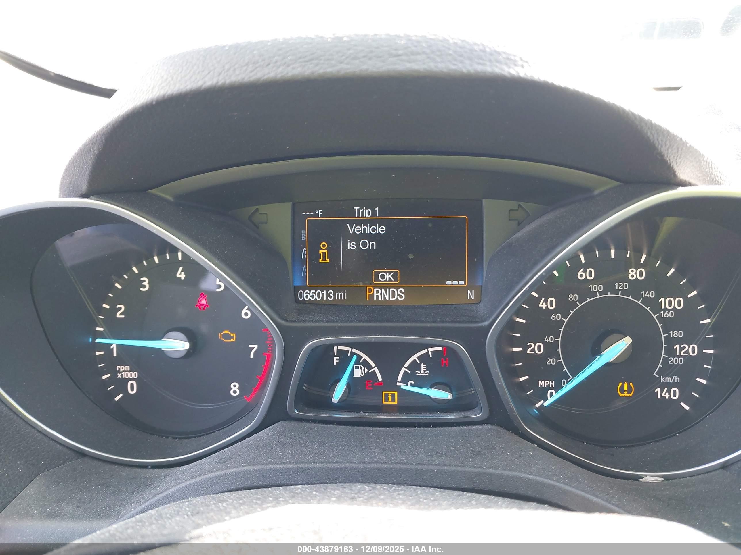 FORD ESCAPE image 7