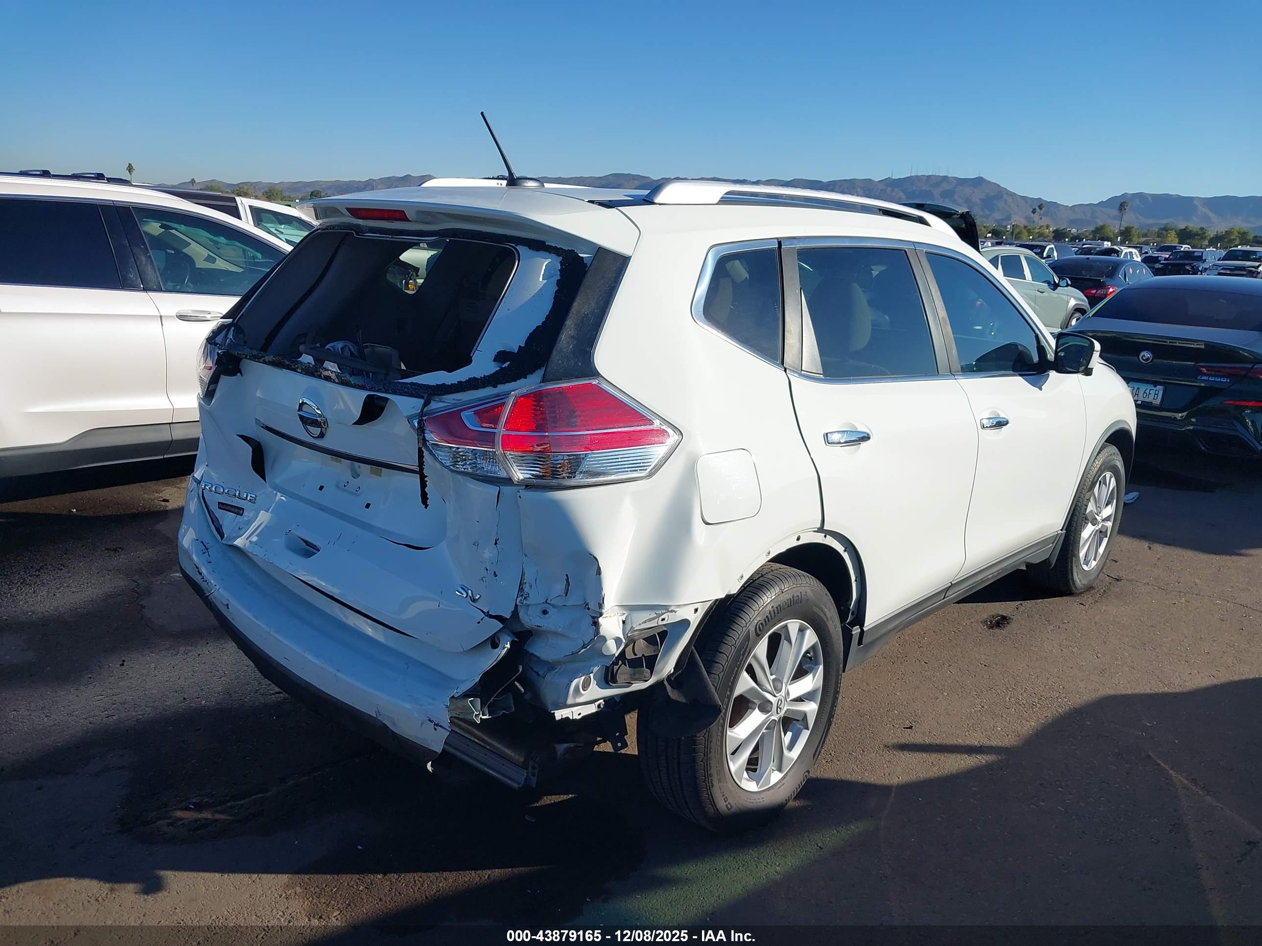 NISSAN ROGUE image 4