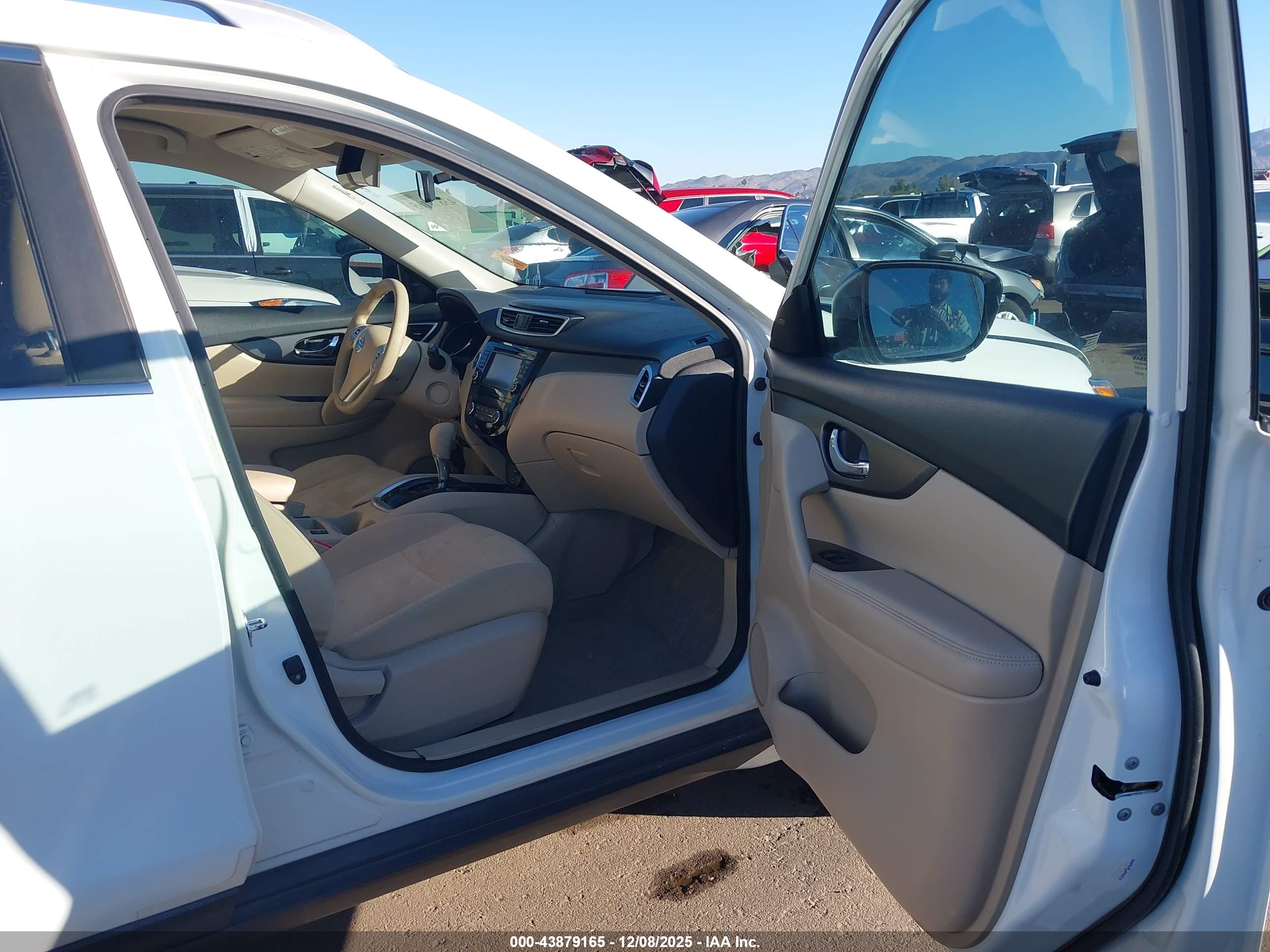 NISSAN ROGUE image 5