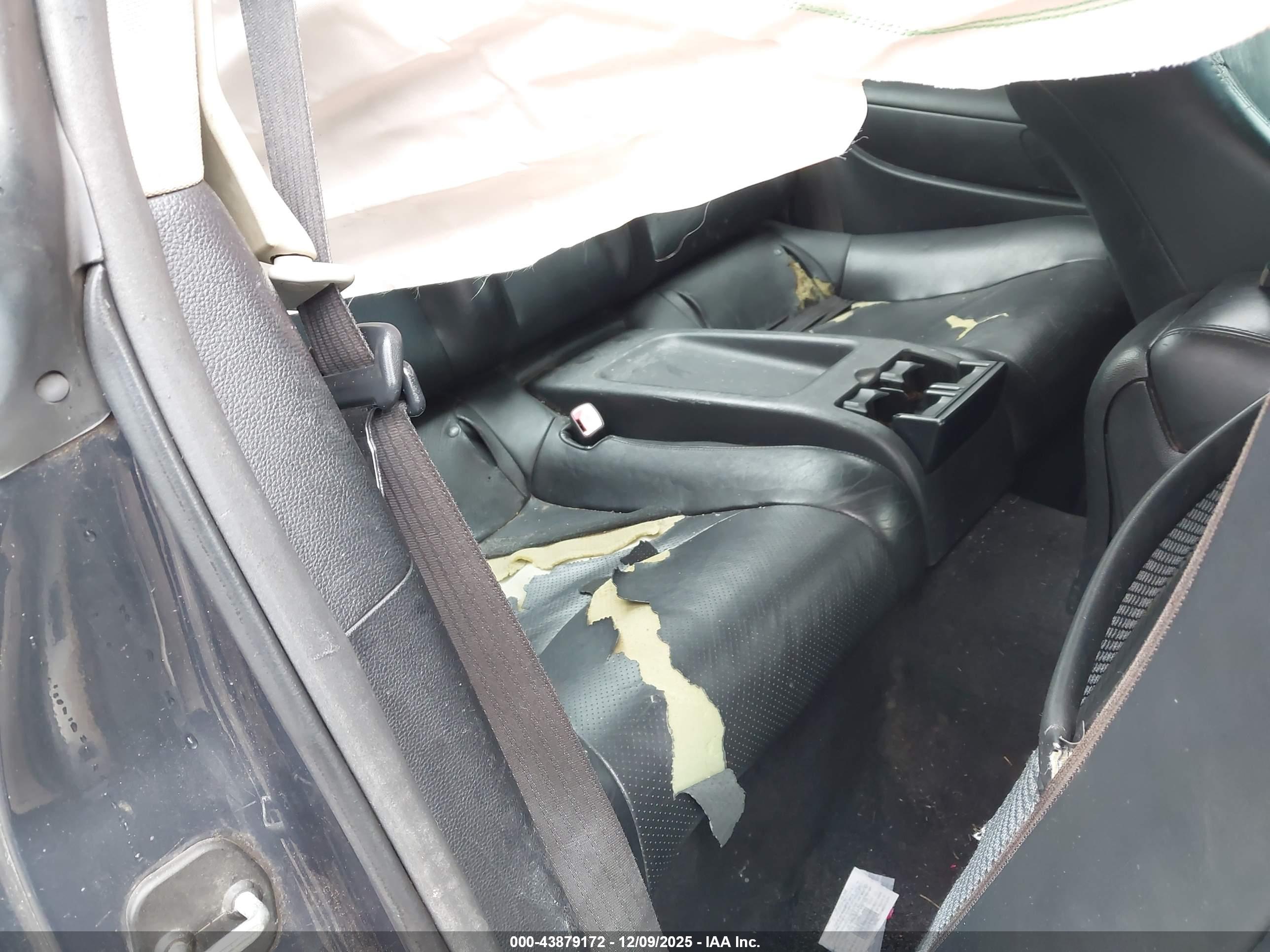 INFINITI G37 image 8