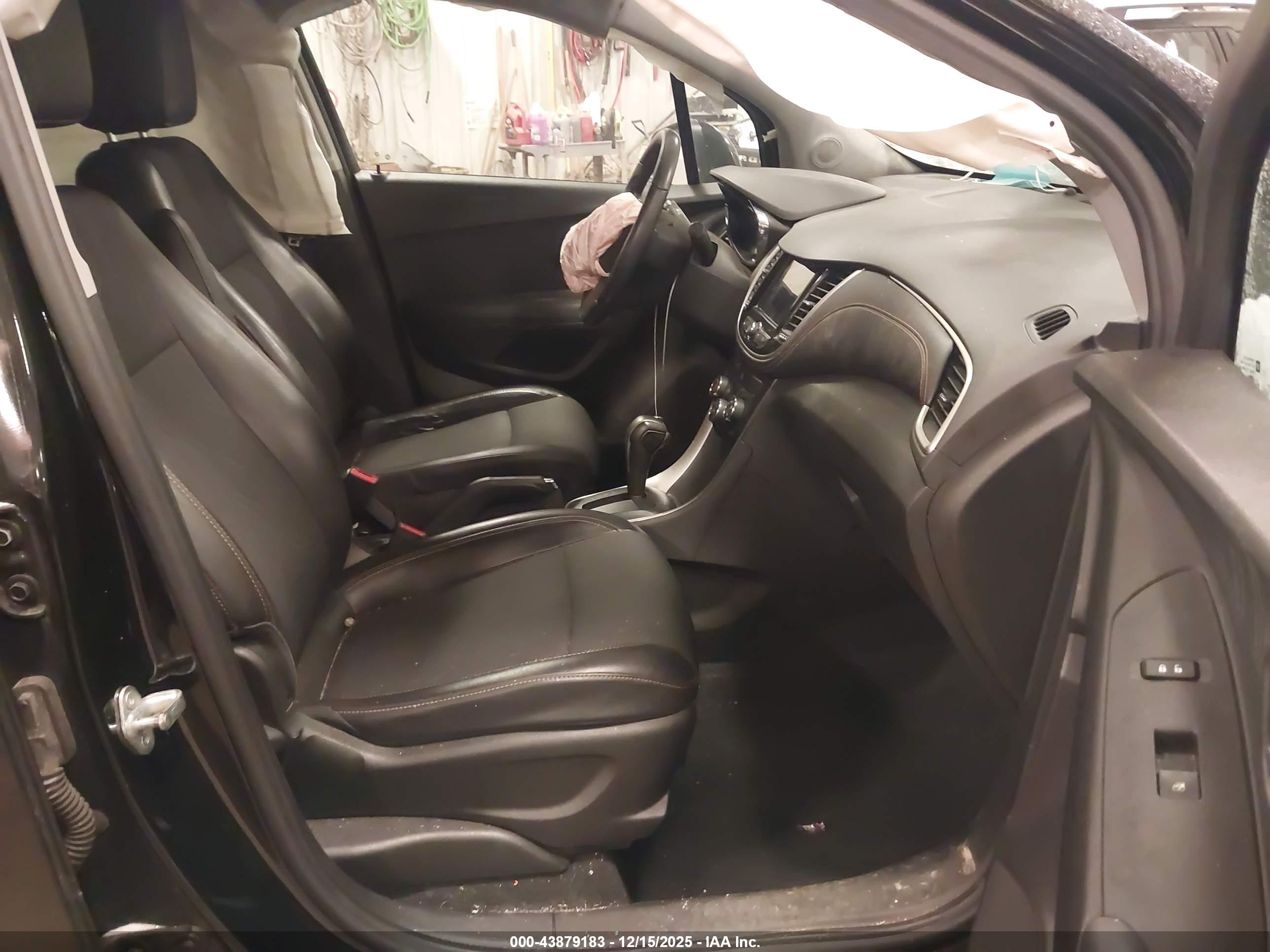 CHEVROLET TRAX image 5