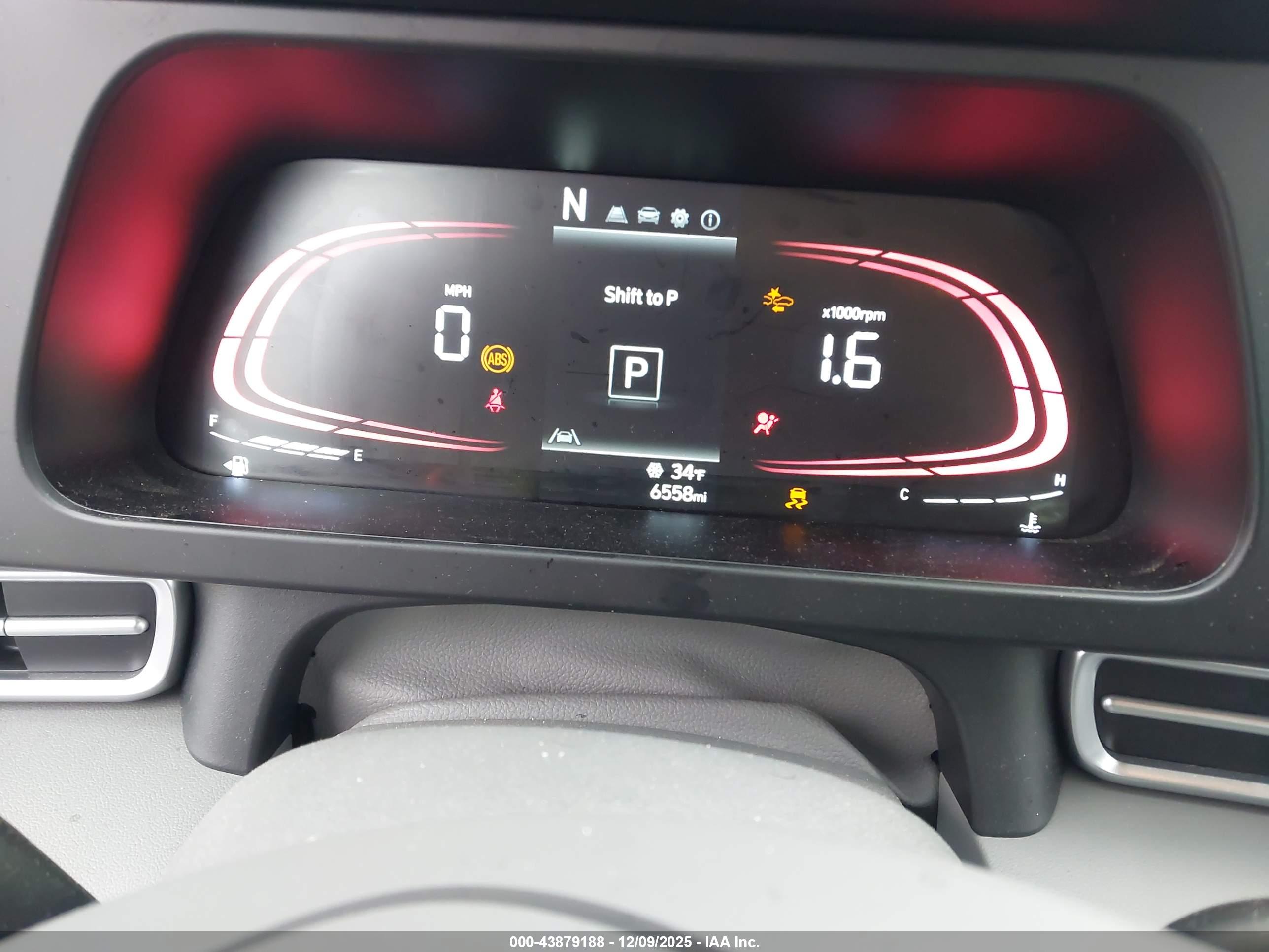 HYUNDAI ELANTRA image 7