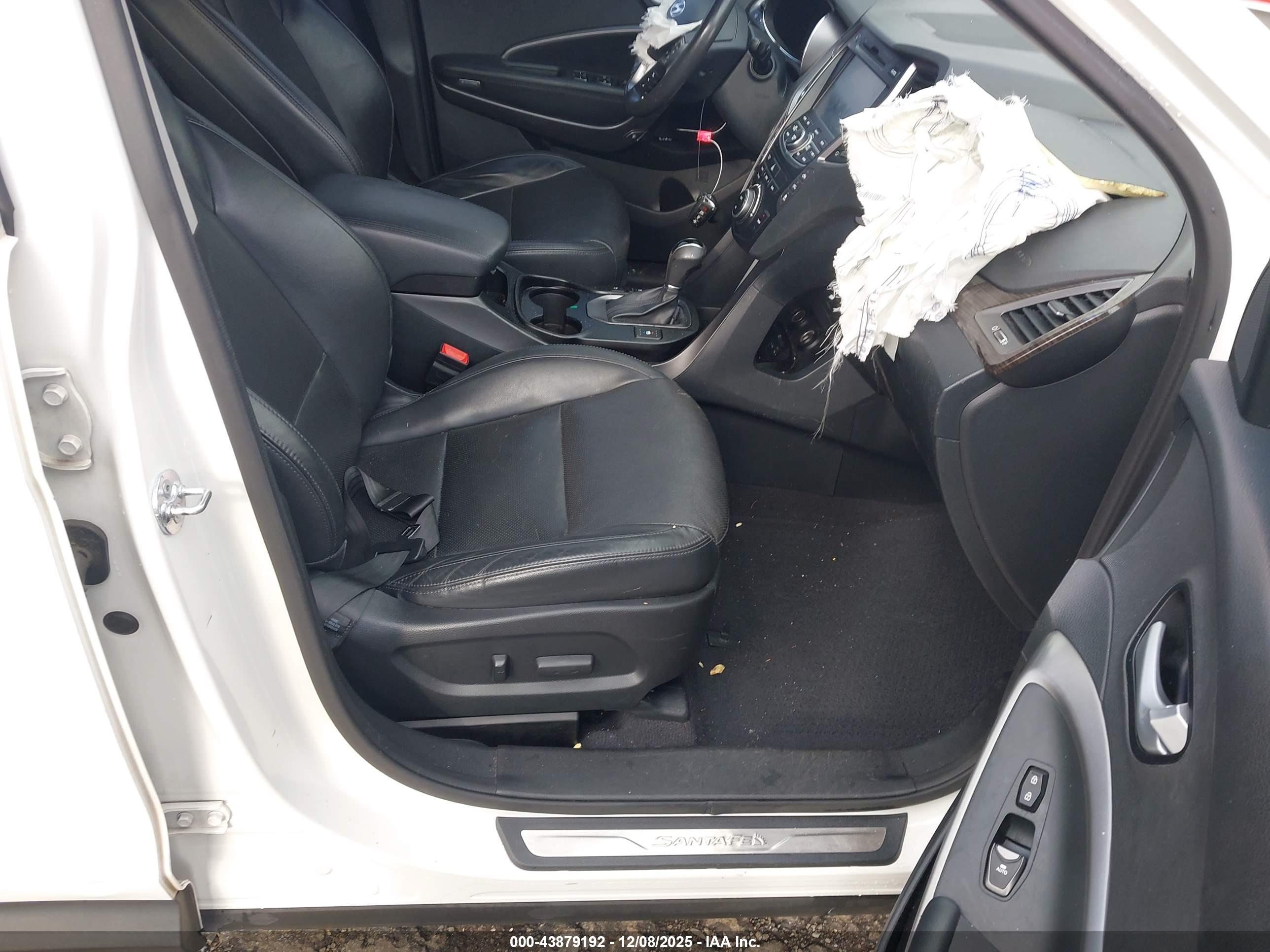 HYUNDAI SANTA image 5