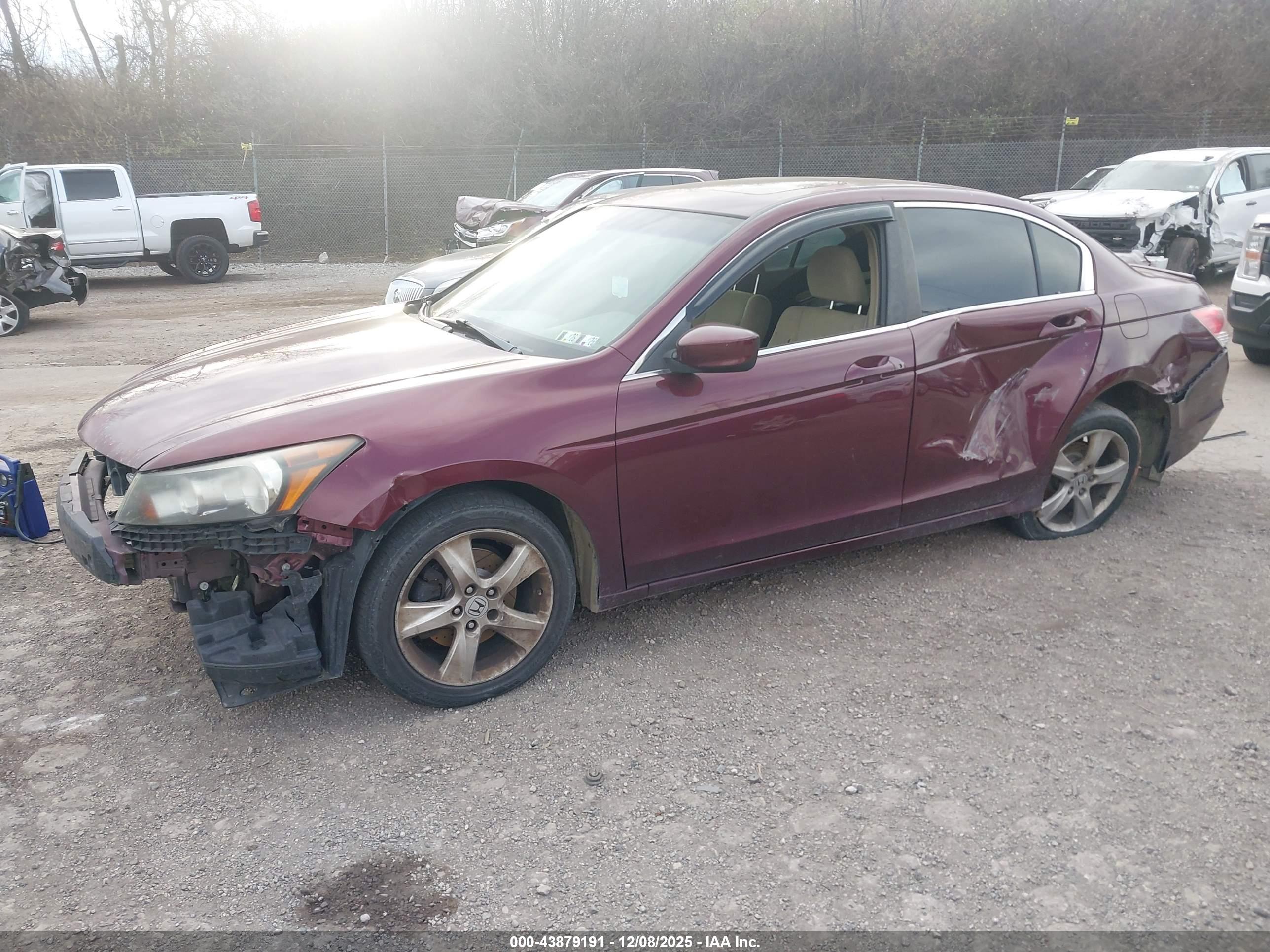 HONDA ACCORD image 2