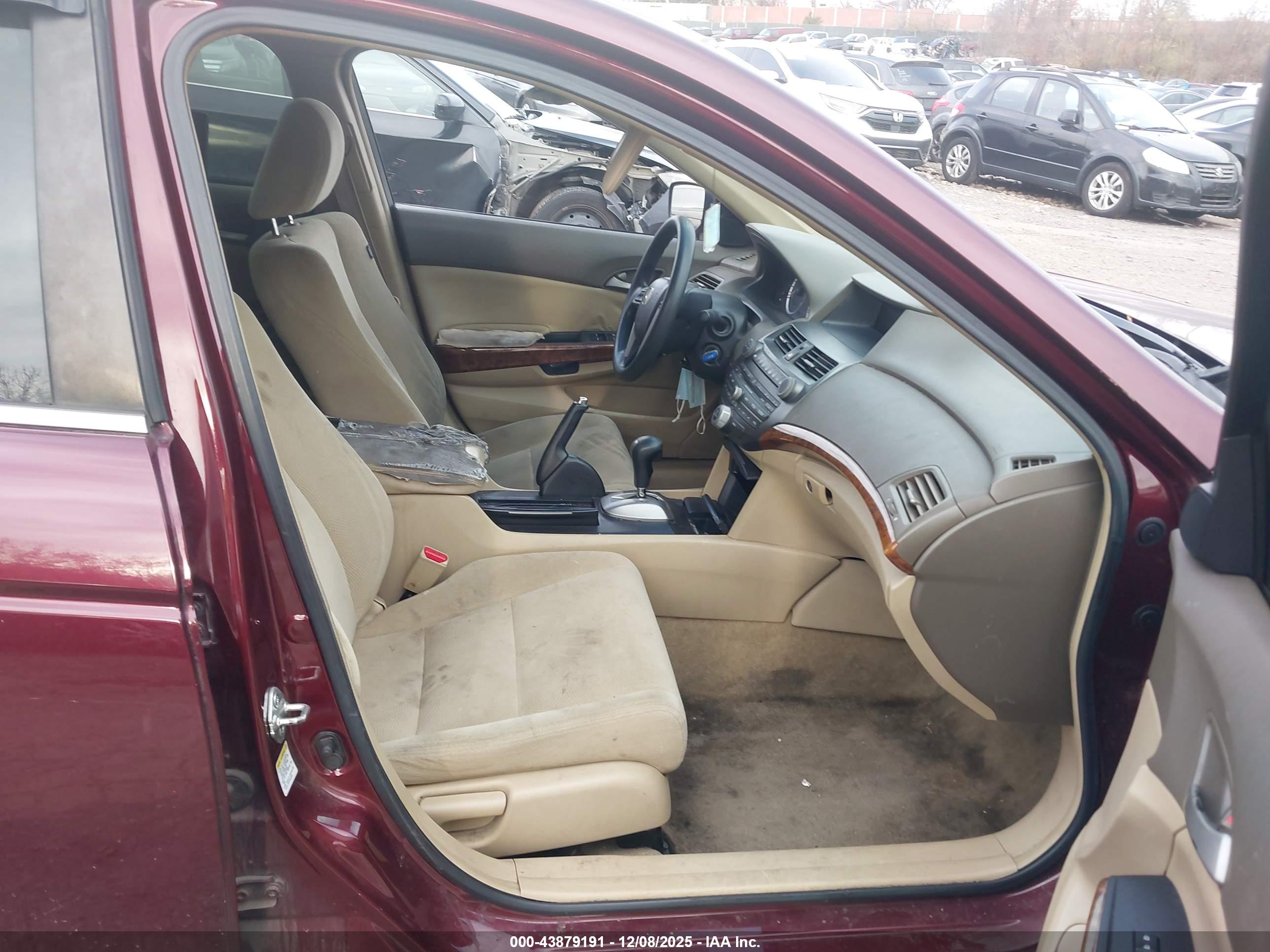 HONDA ACCORD image 5