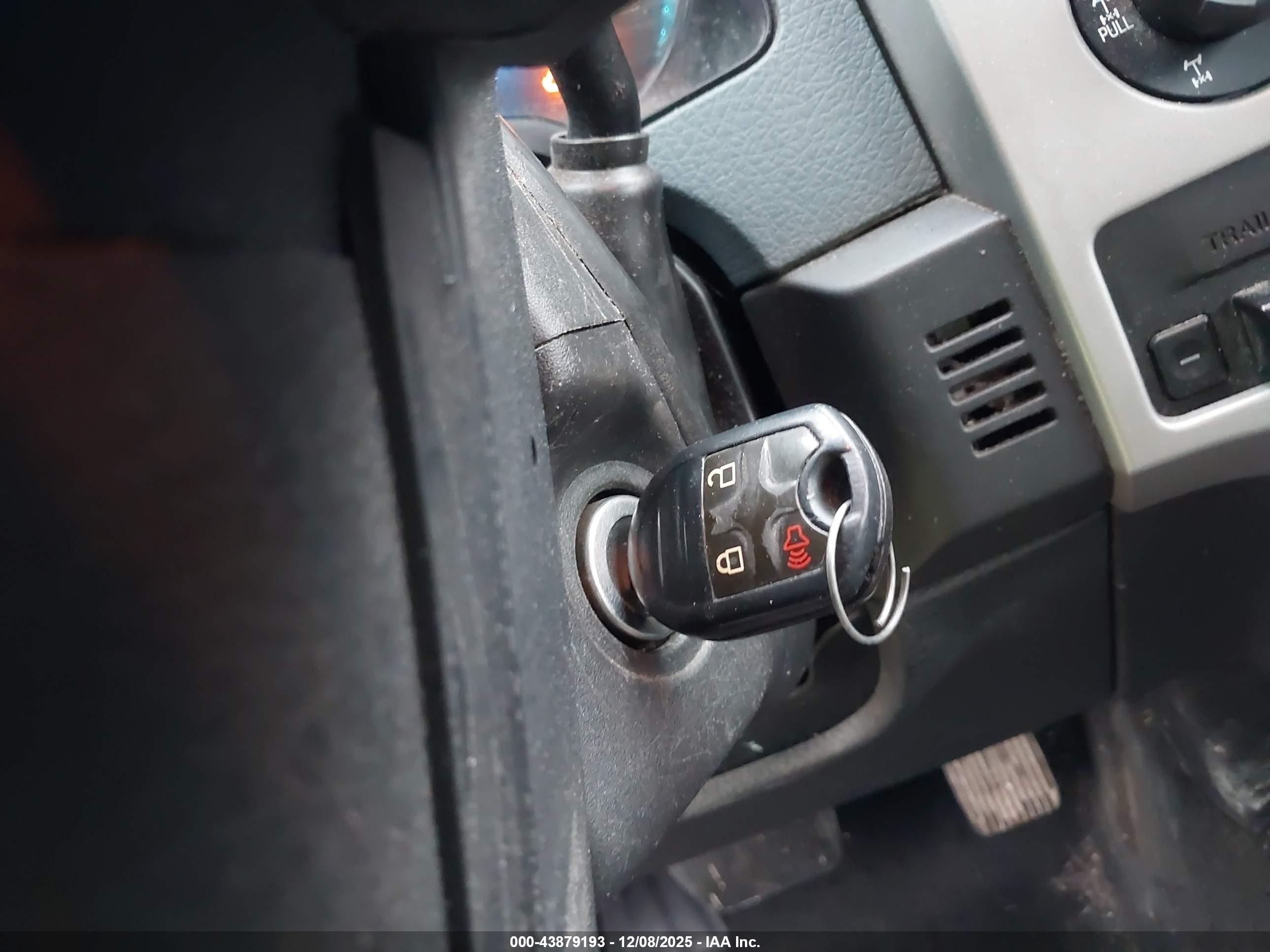 FORD F-150 image 11