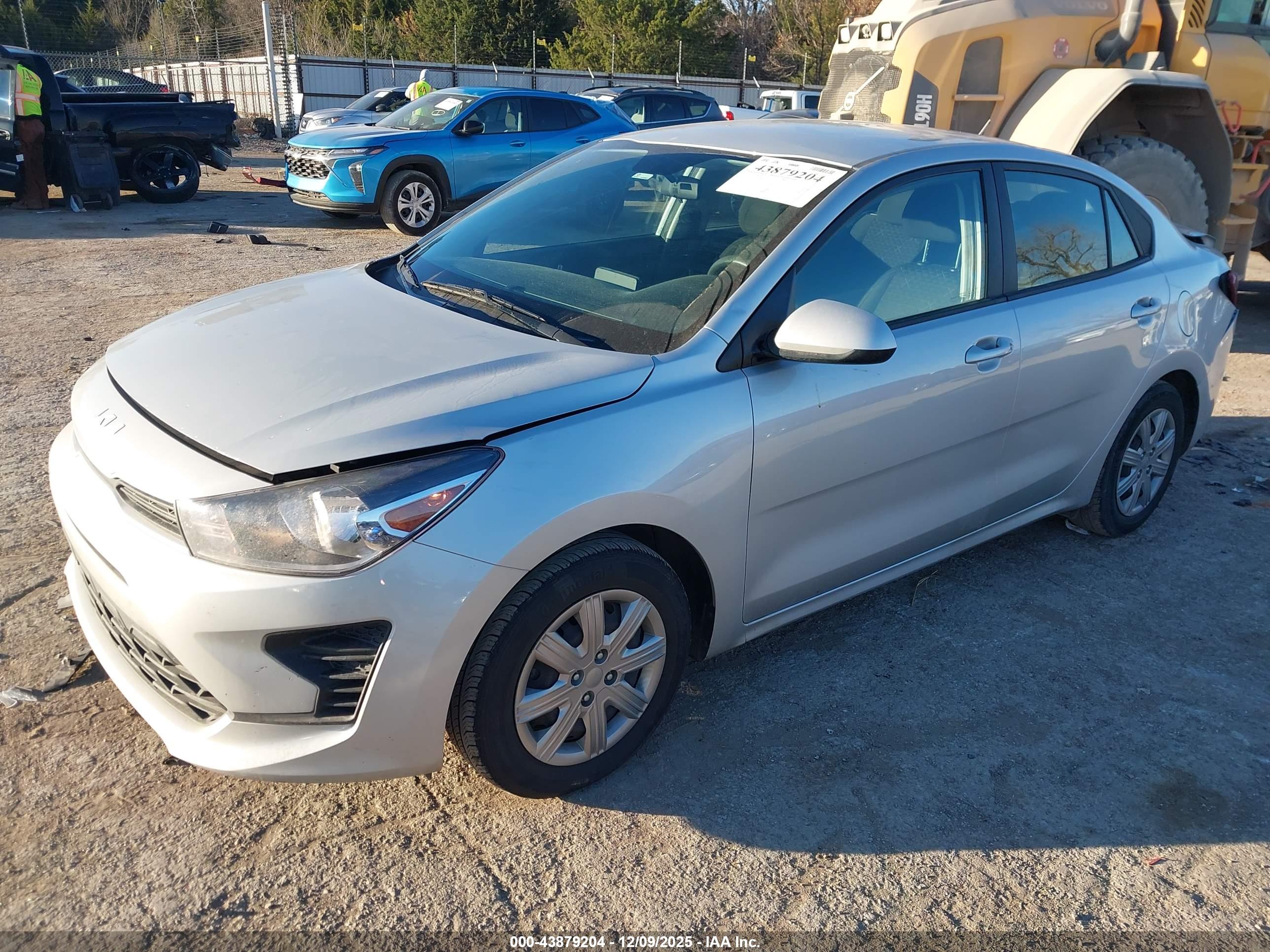 KIA RIO image 2