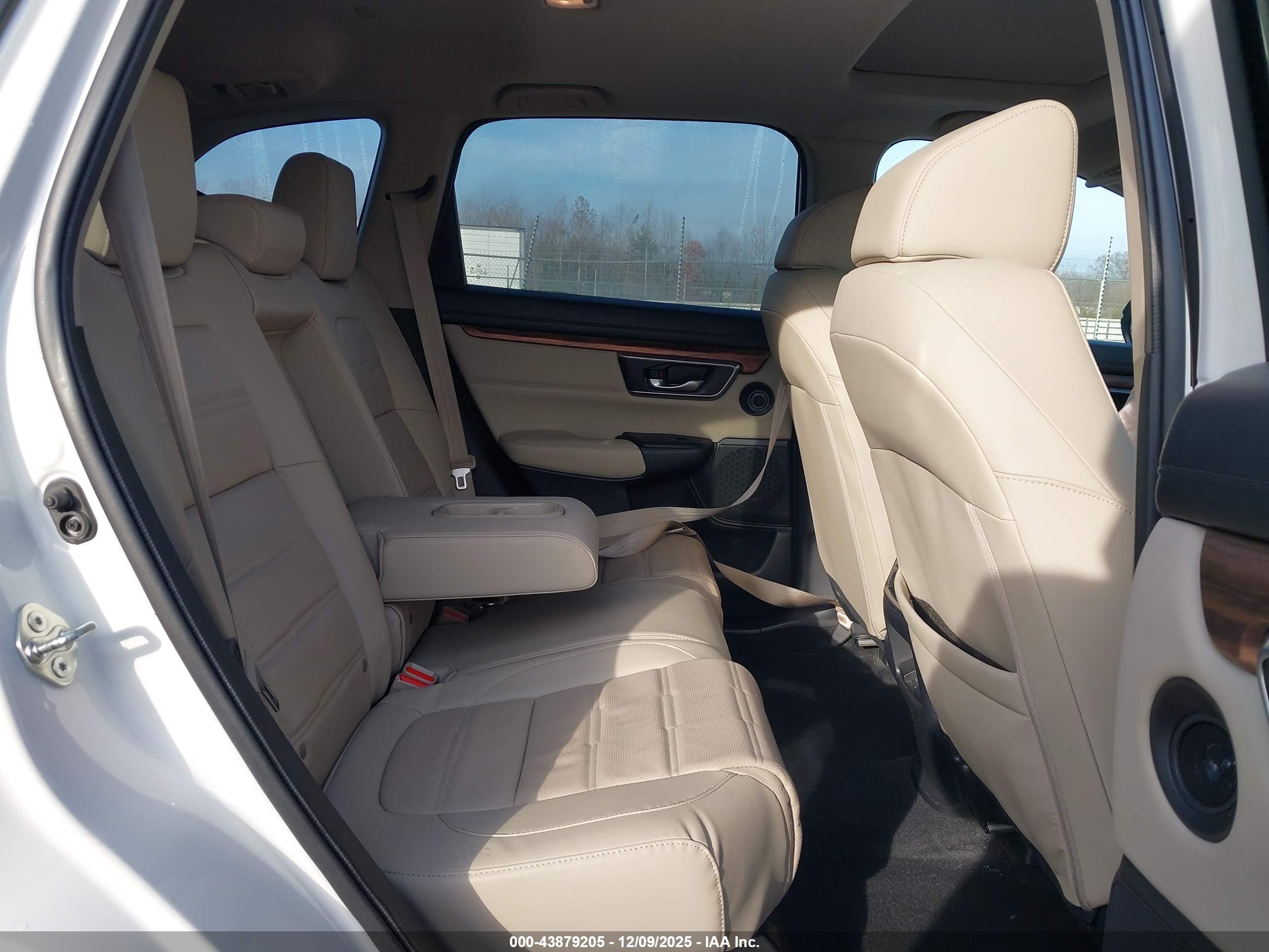 HONDA CR-V image 8