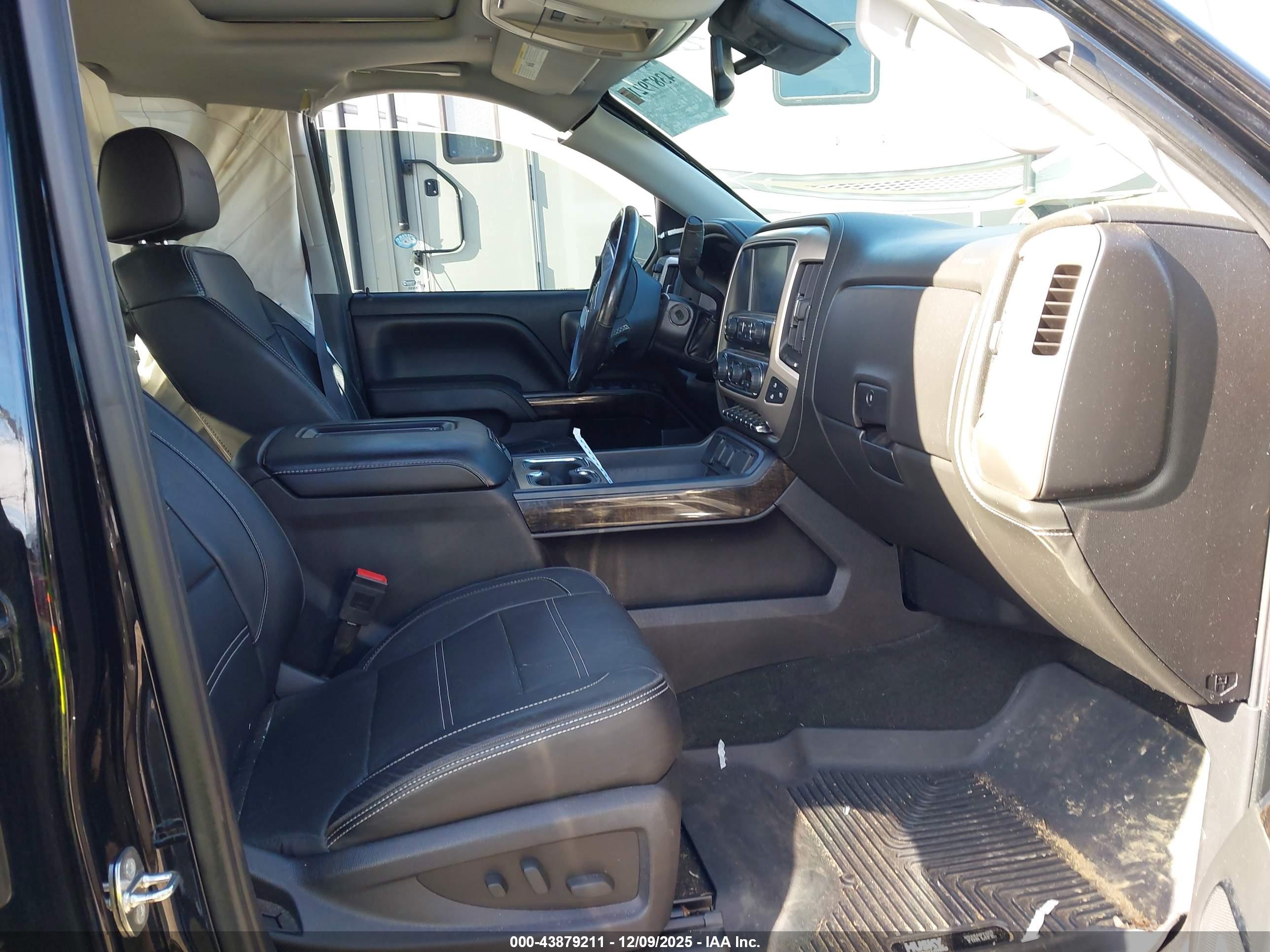 GMC SIERRA image 5