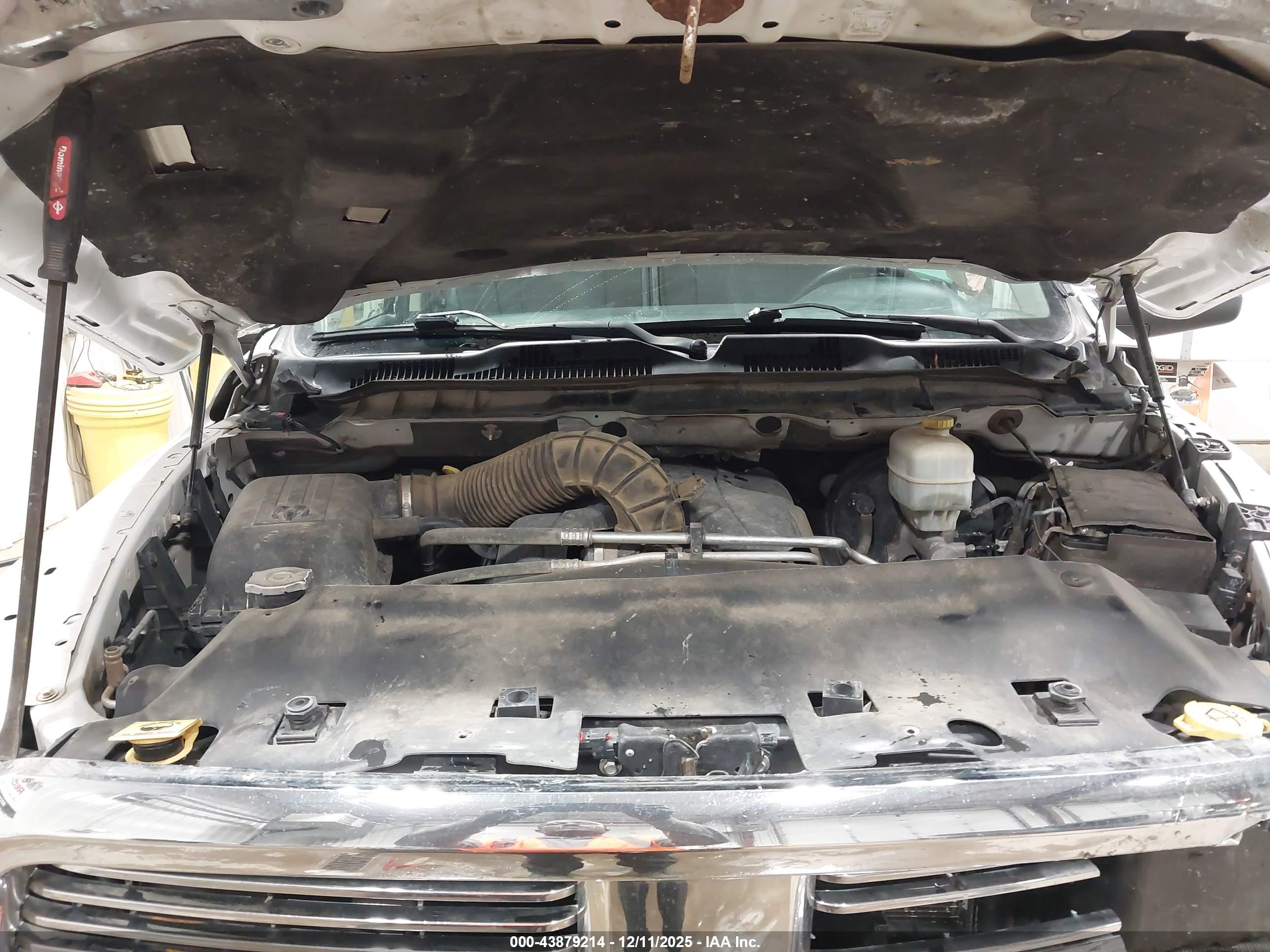 RAM 2500 image 10