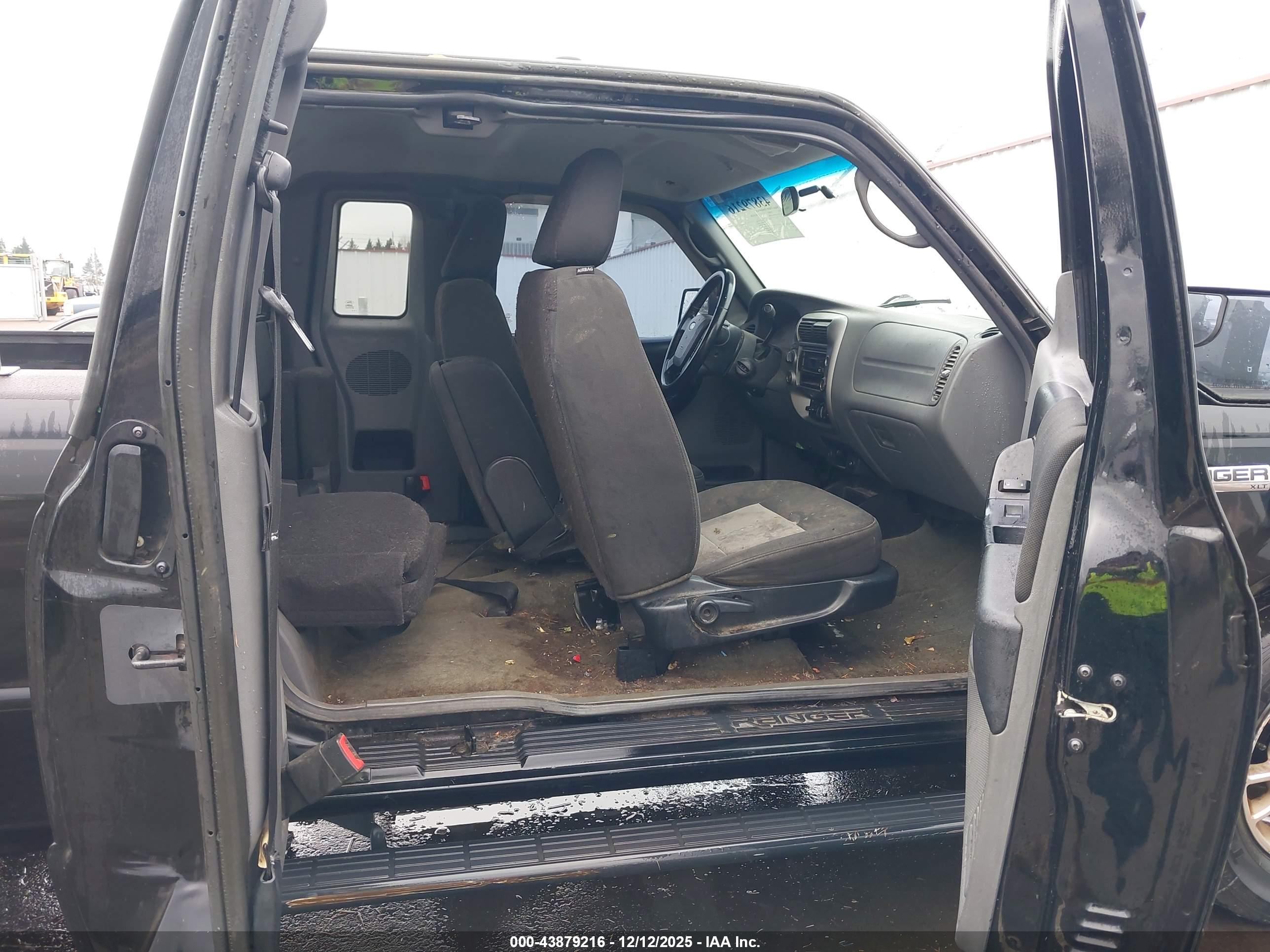 FORD RANGER image 8
