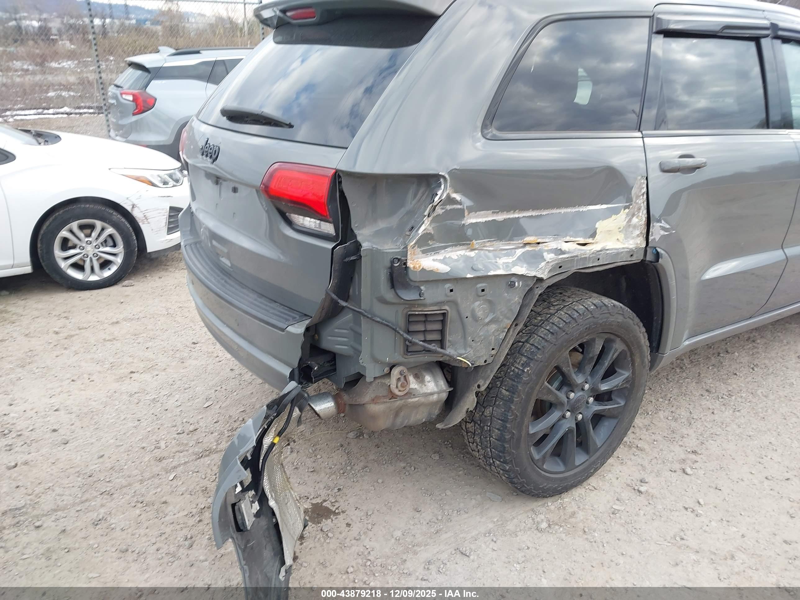 JEEP GRAND image 6