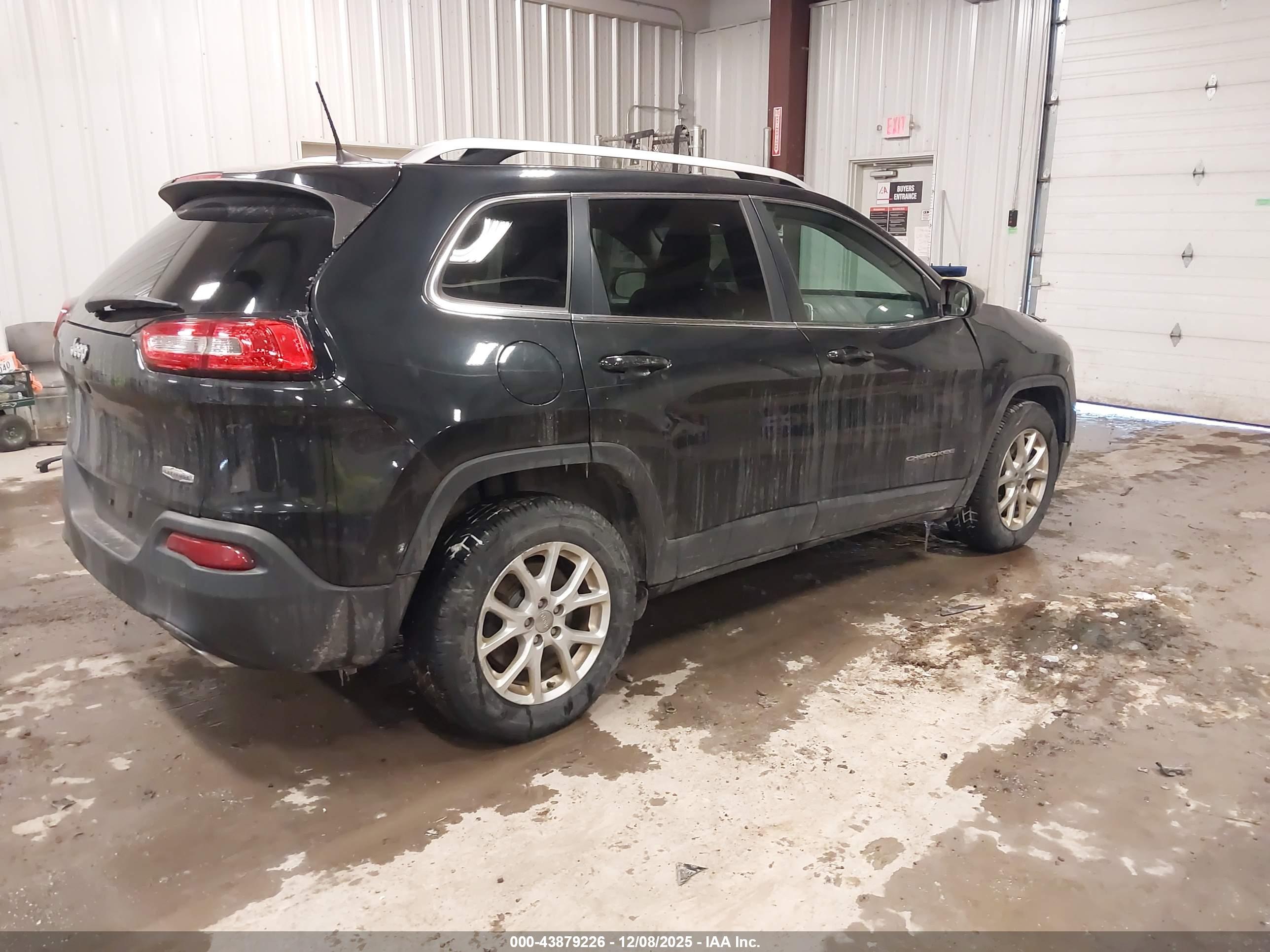 JEEP CHEROKEE image 4