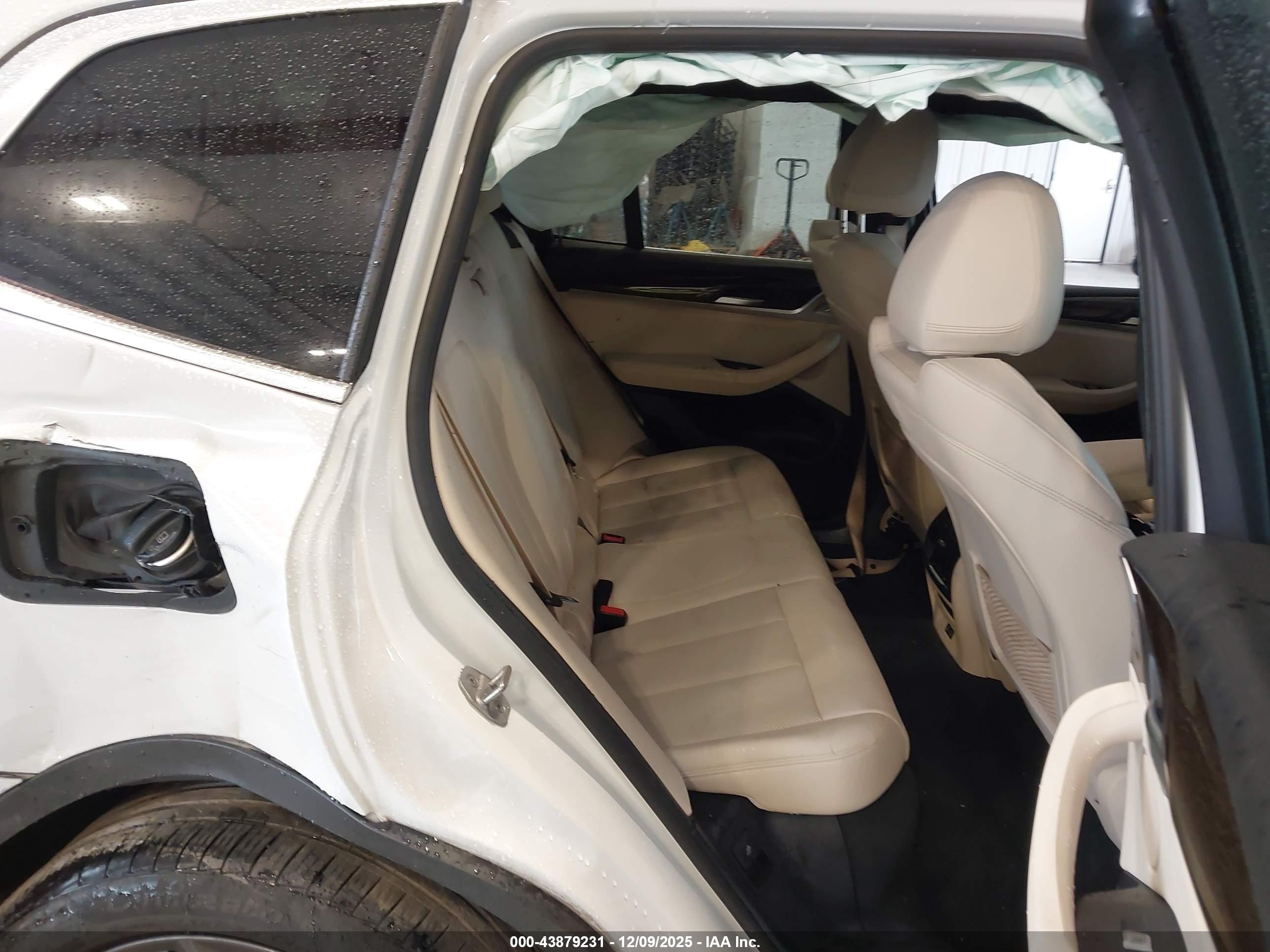 BMW X3 image 8