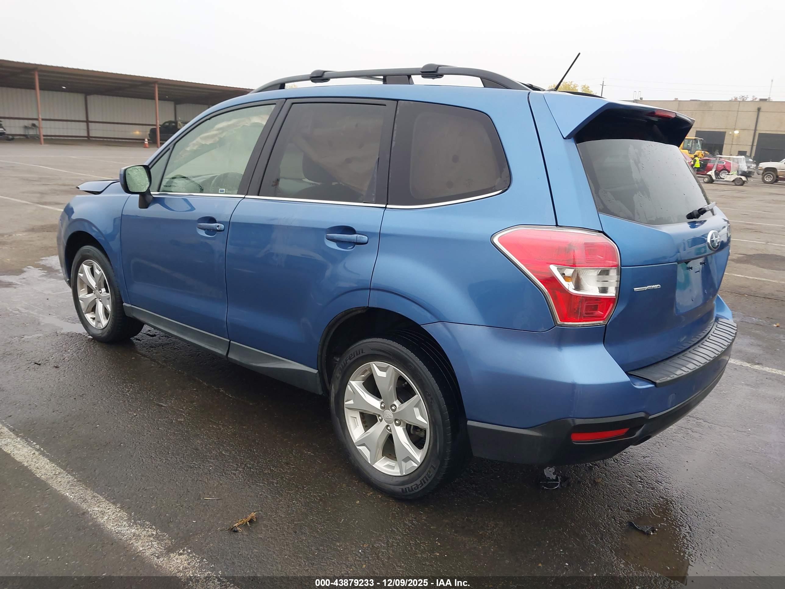 SUBARU FORESTER image 3