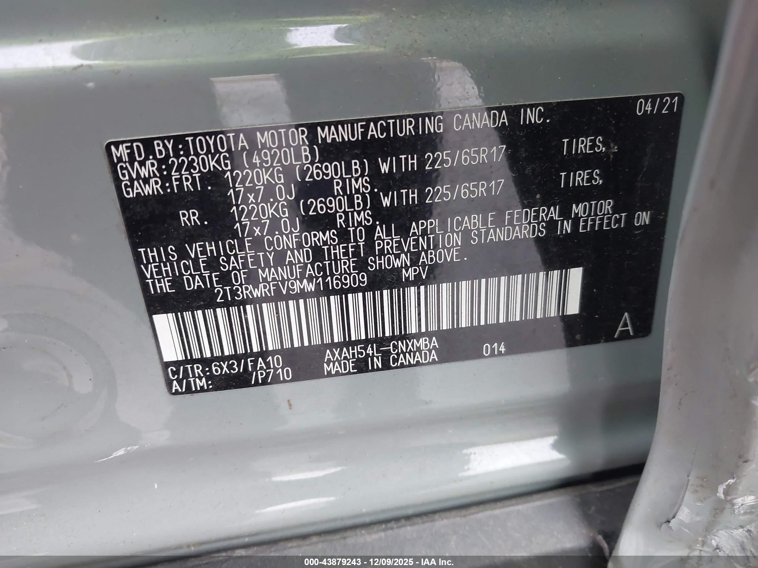 TOYOTA RAV4 image 9