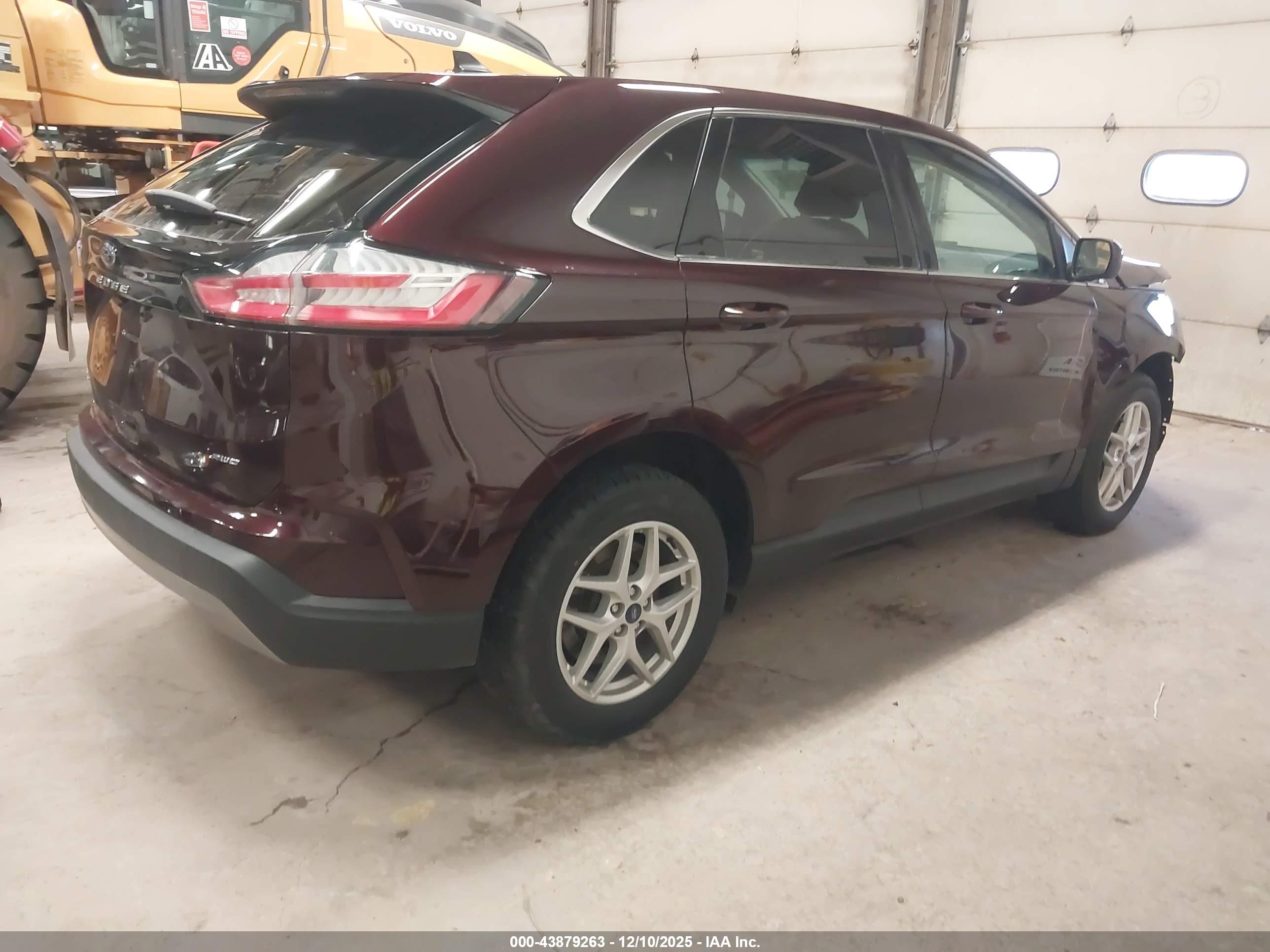 FORD EDGE image 4