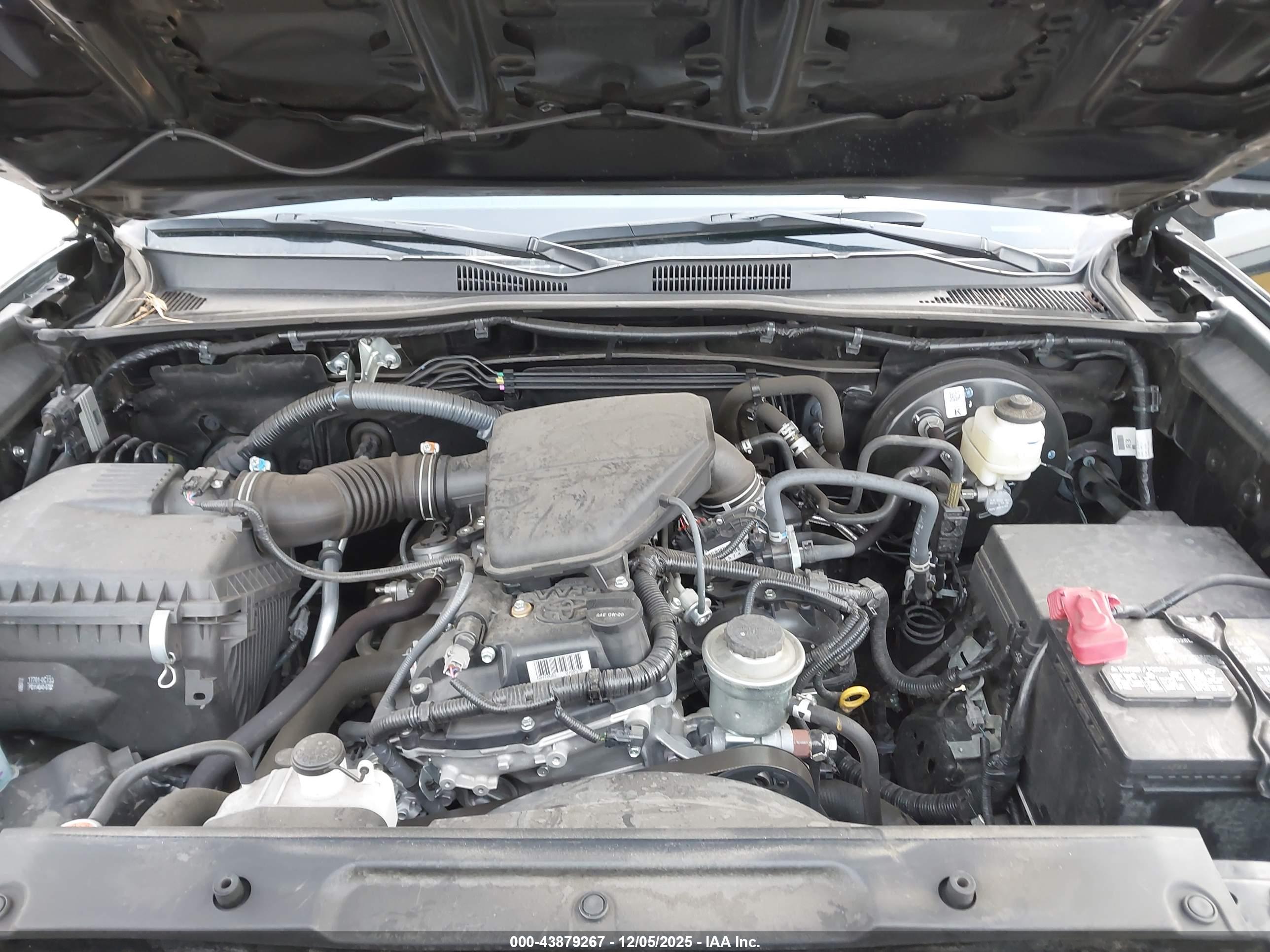 TOYOTA TACOMA image 10