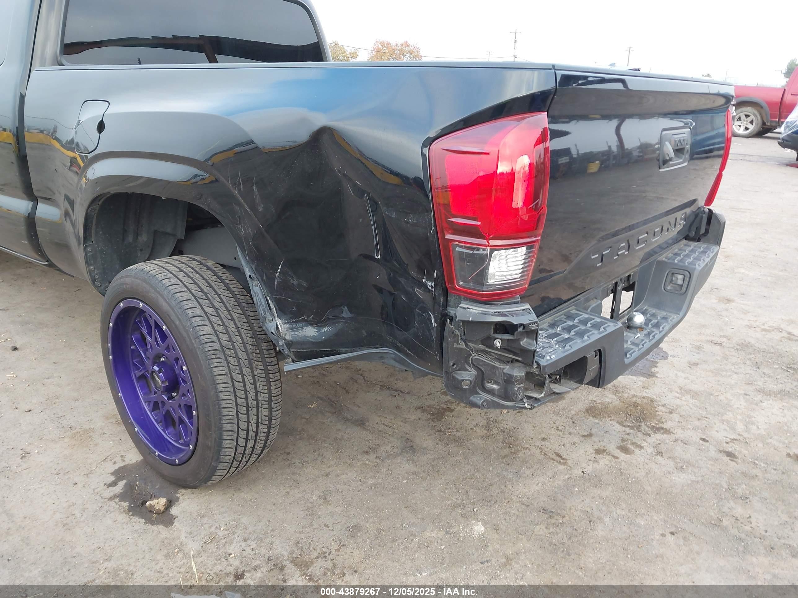 TOYOTA TACOMA image 6