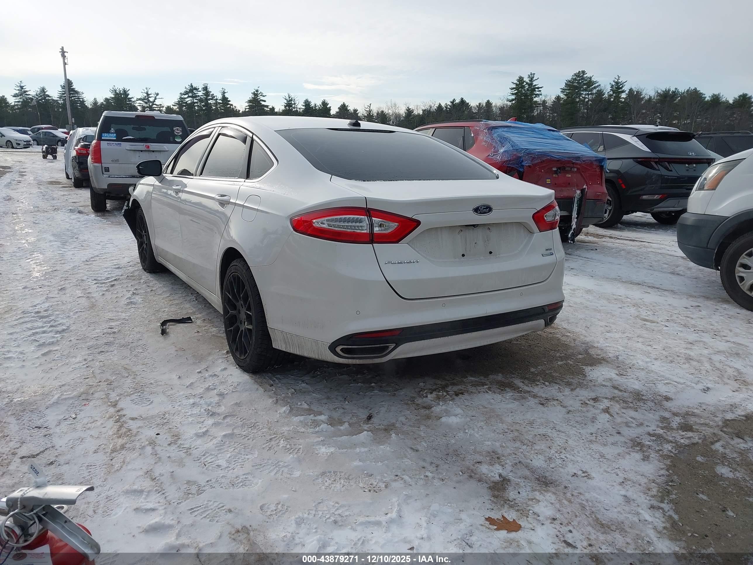 FORD FUSION image 3