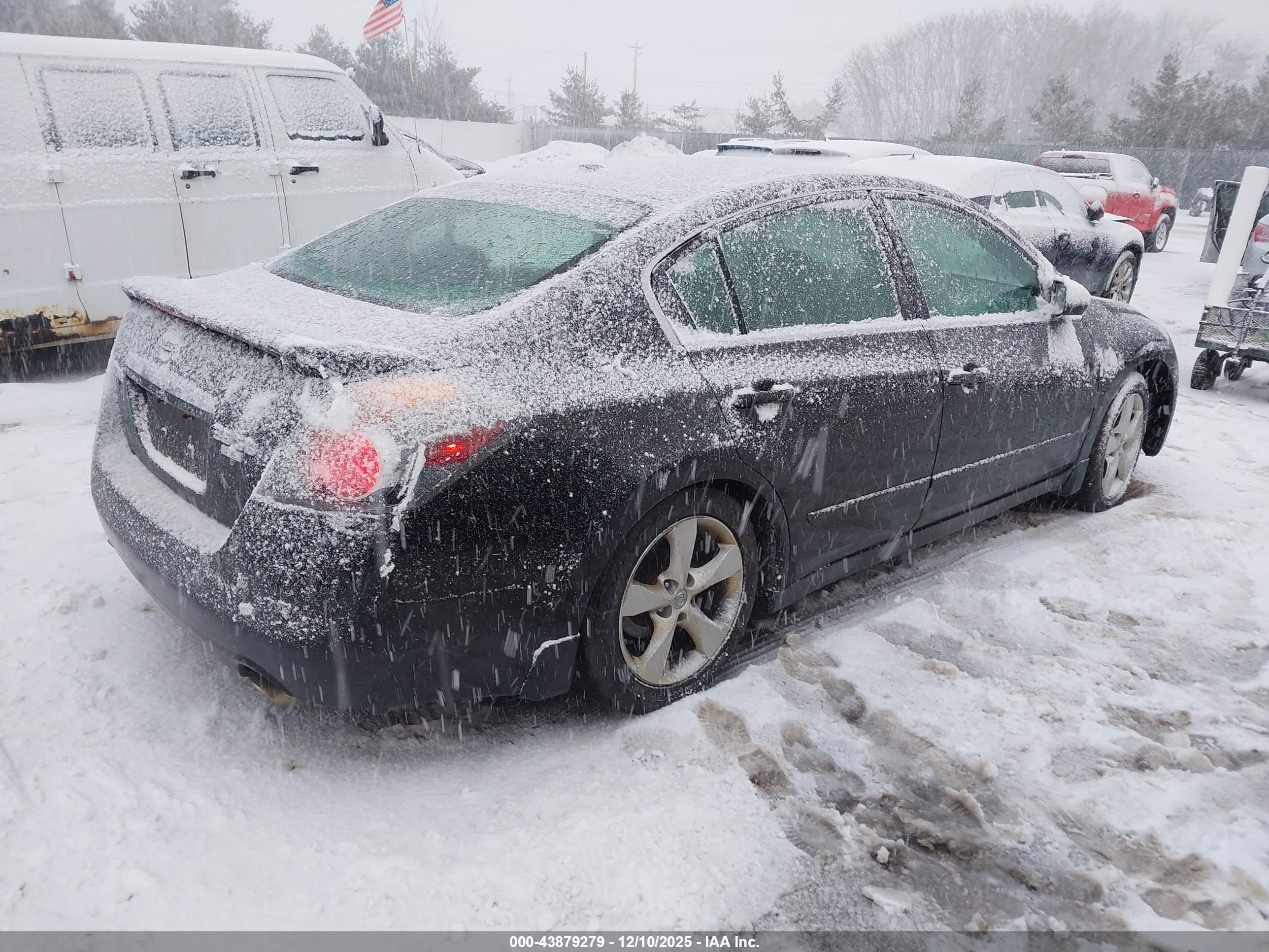 NISSAN ALTIMA image 4