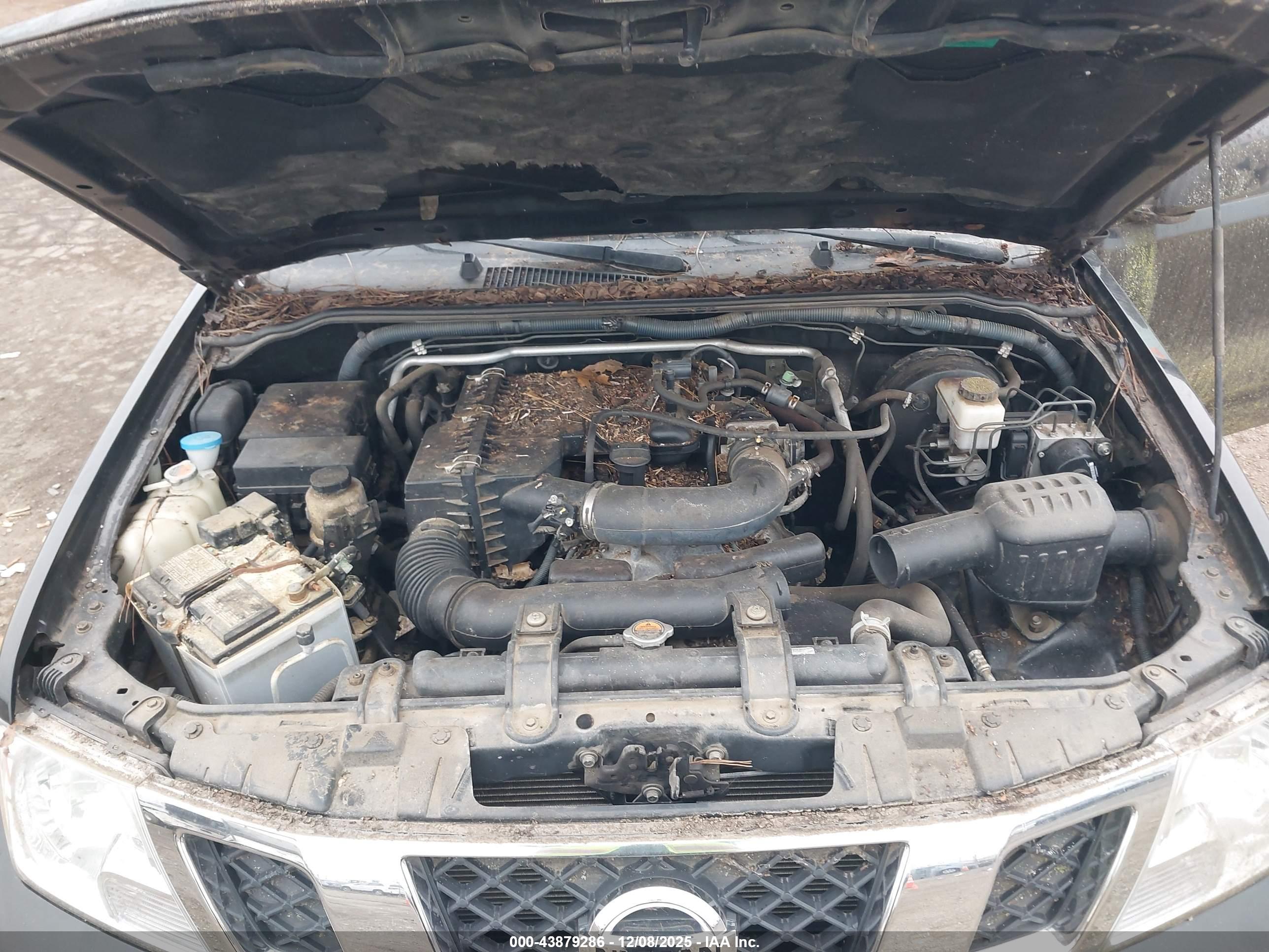 NISSAN FRONTIER image 10