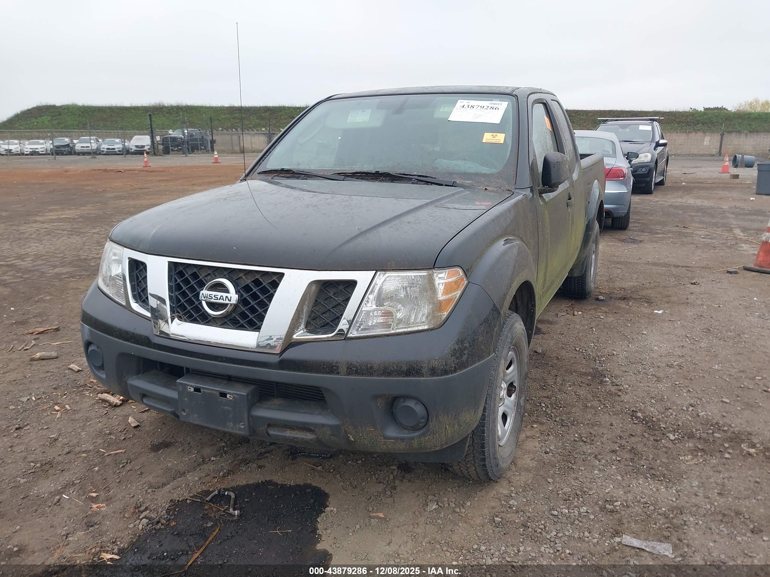 NISSAN FRONTIER image 2