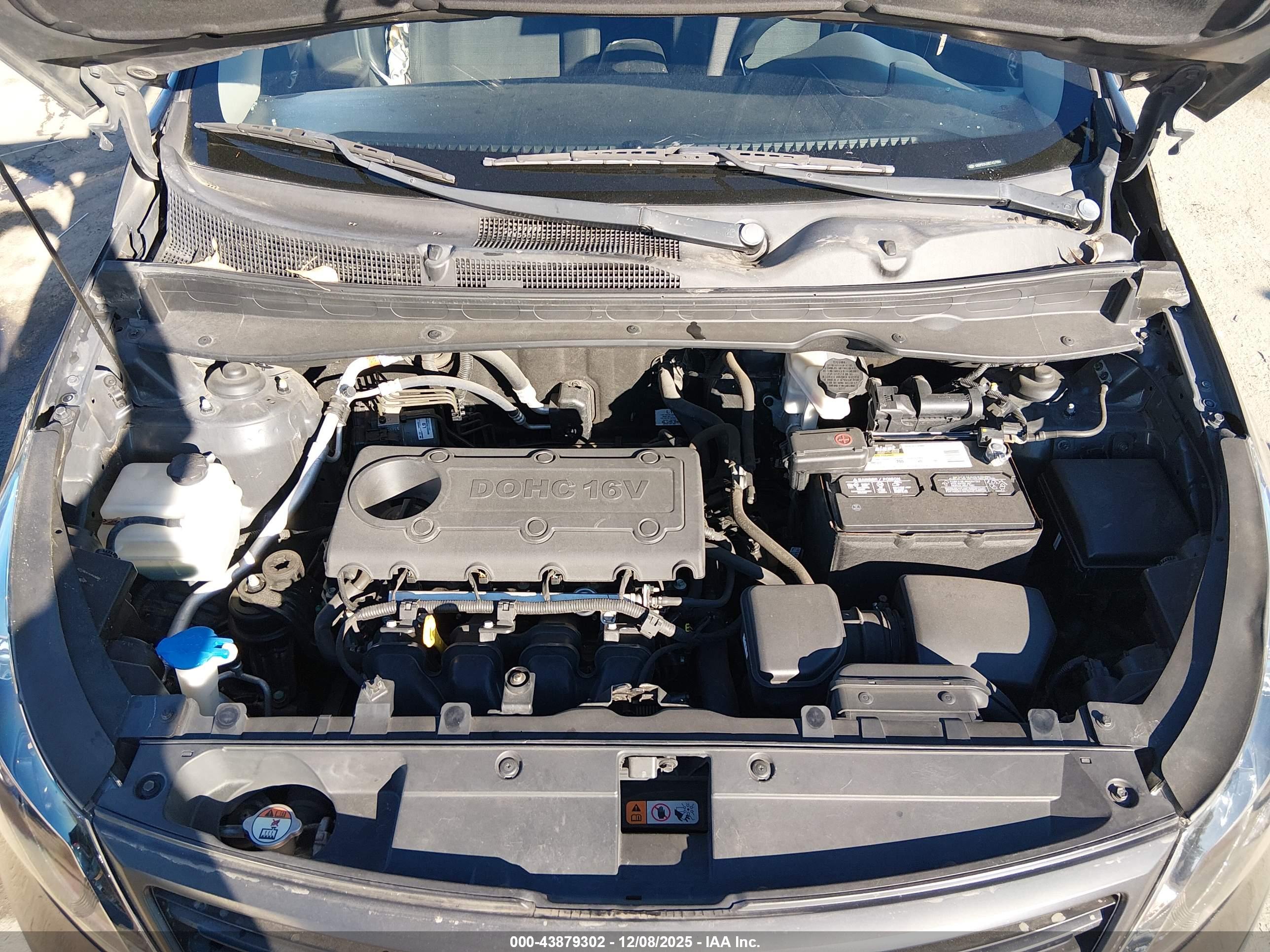 KIA SPORTAGE image 10