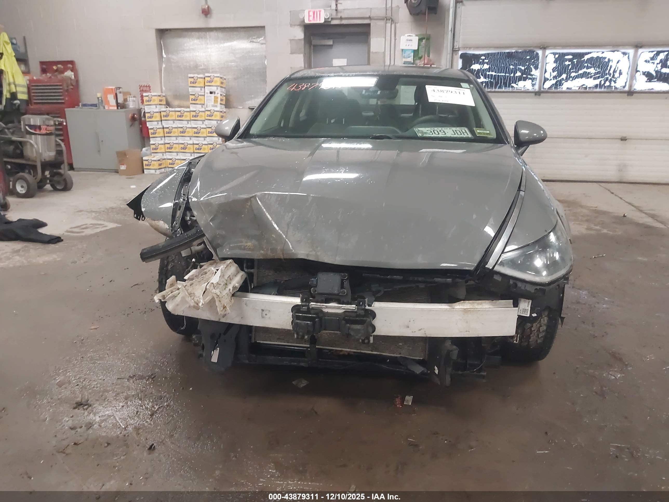 HYUNDAI SONATA image 6
