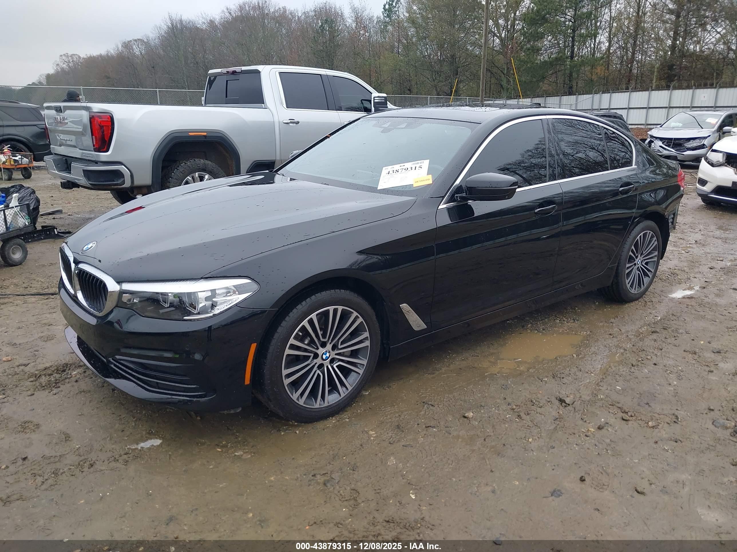 BMW 530I image 2