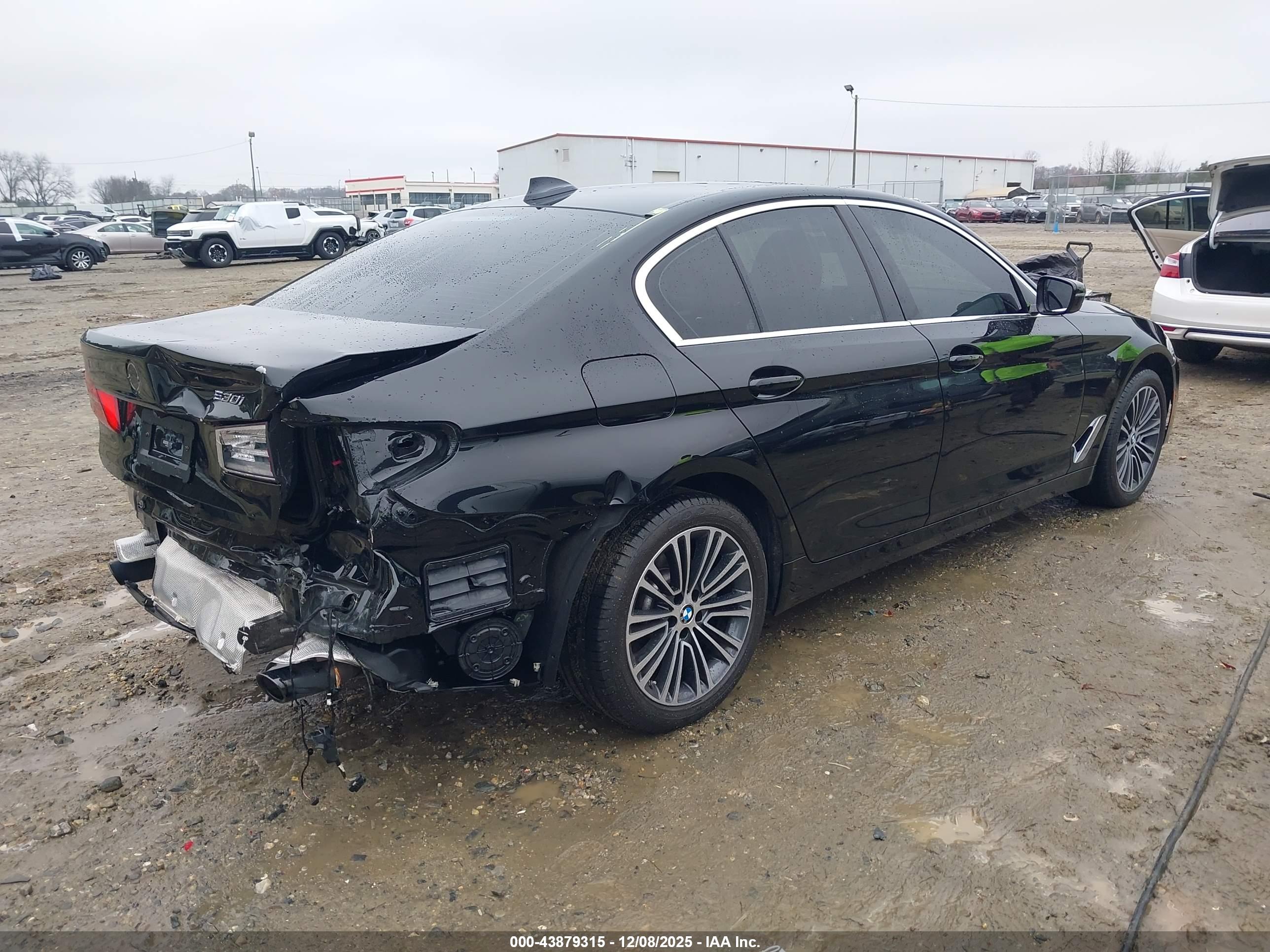 BMW 530I image 4